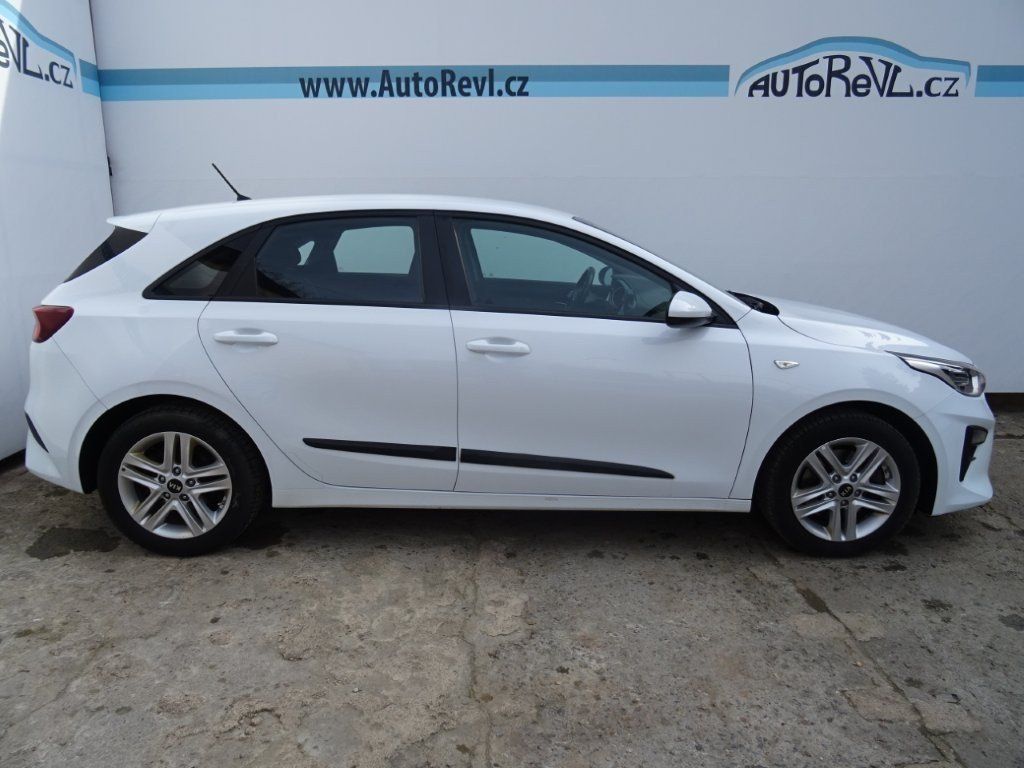 Kia Cee´d, 1.4i,73kW,NovéČR,S.kn,ALU - fotka 5