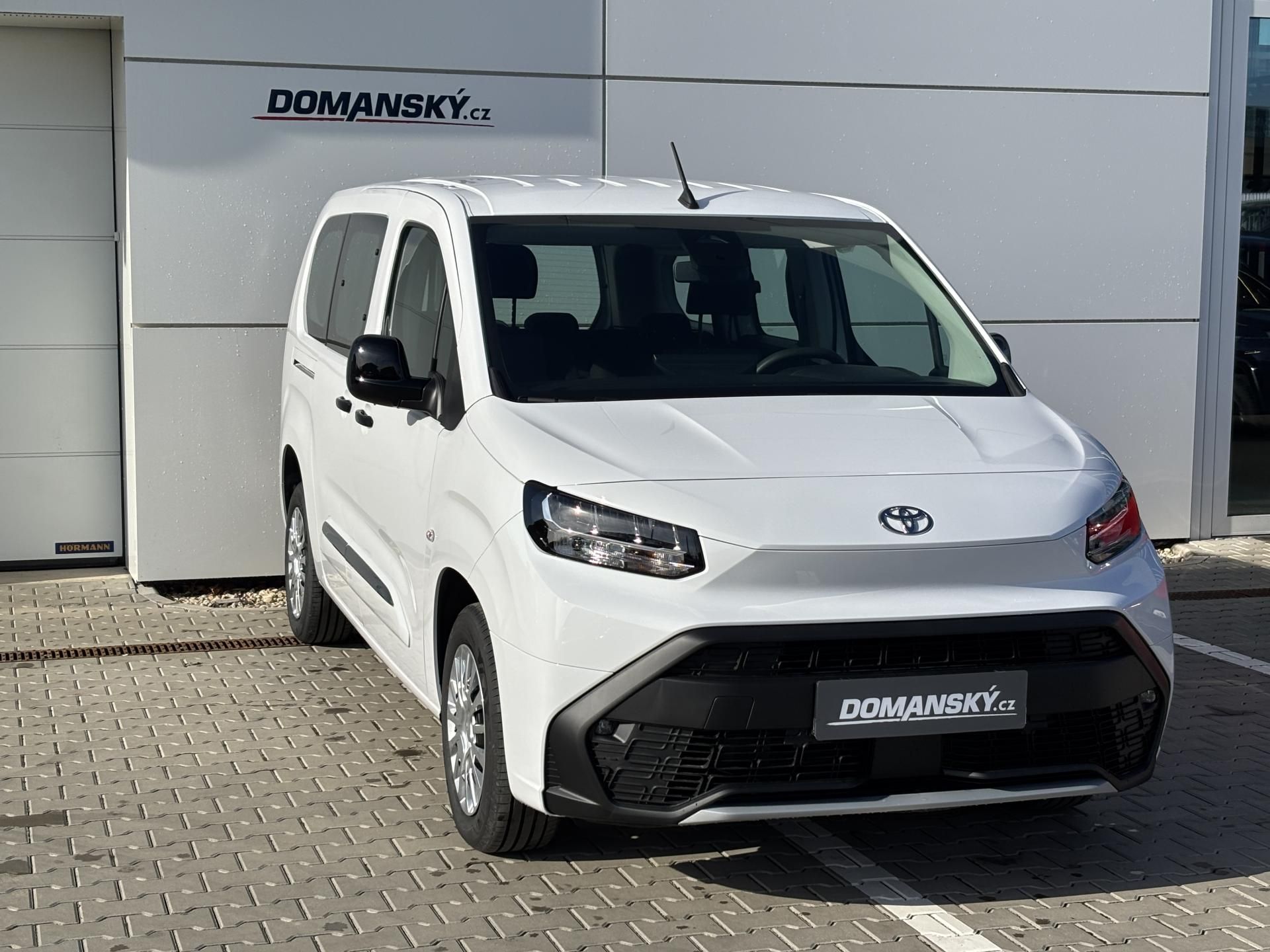Toyota Proace City Verso, LONG BUSINESS 1,5D MAN6 - fotka 2