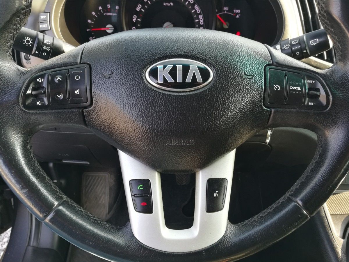 Kia Sportage, 1,7 CRDi - fotka 6