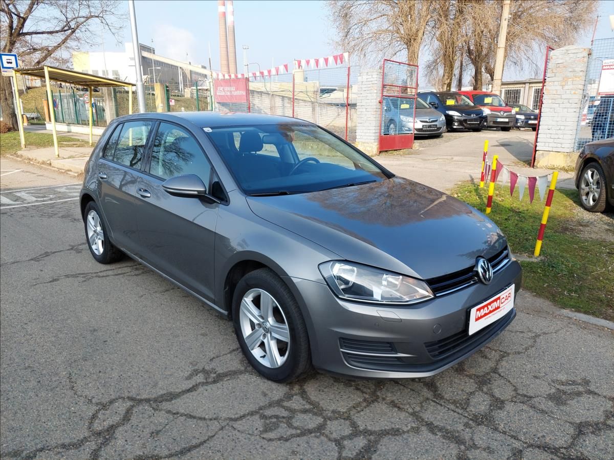 Volkswagen Golf, 1,2 TSi Bluemotion - fotka 3