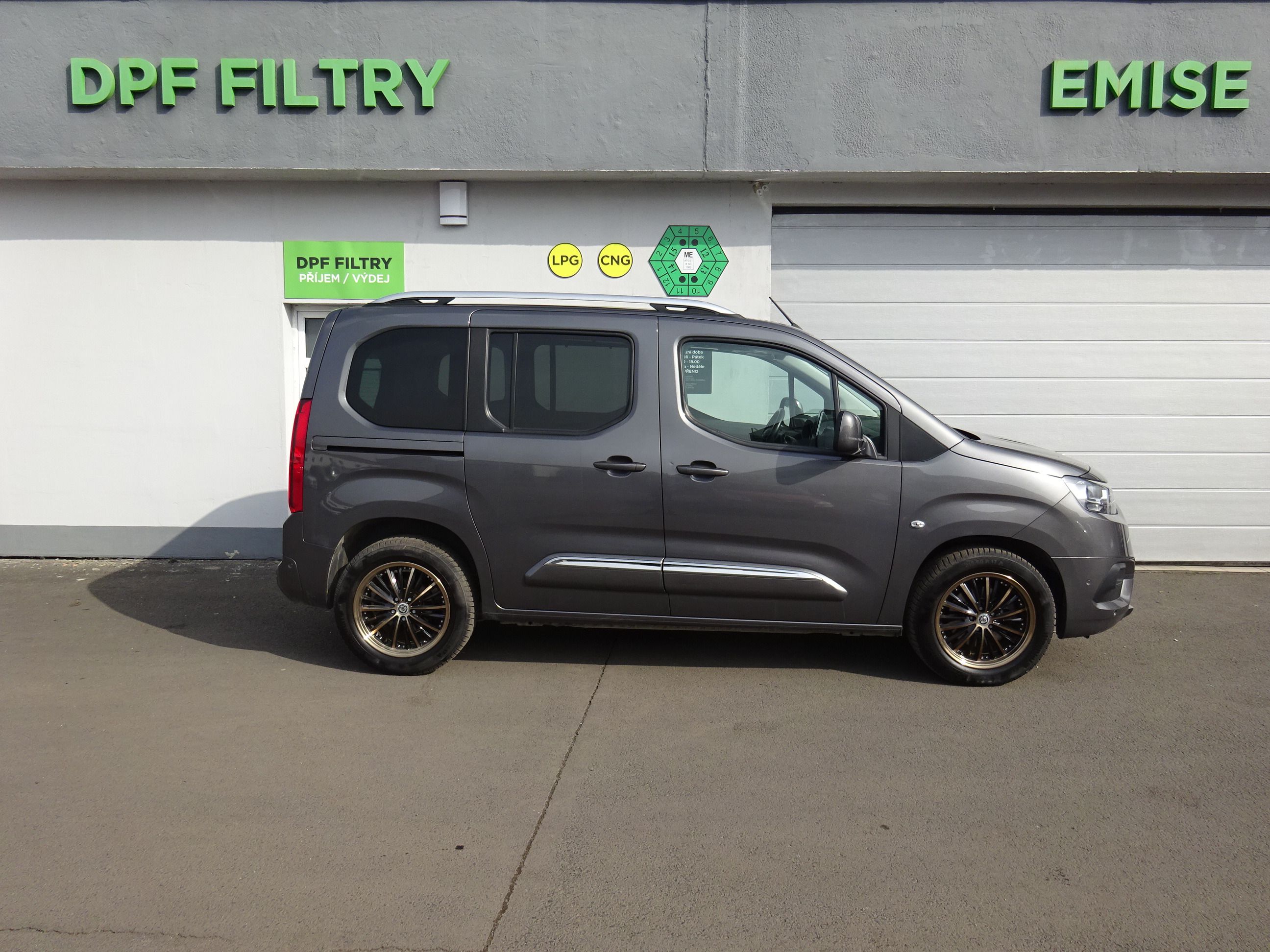 Toyota Proace City Verso, 1.5D Family L2 - fotka 2