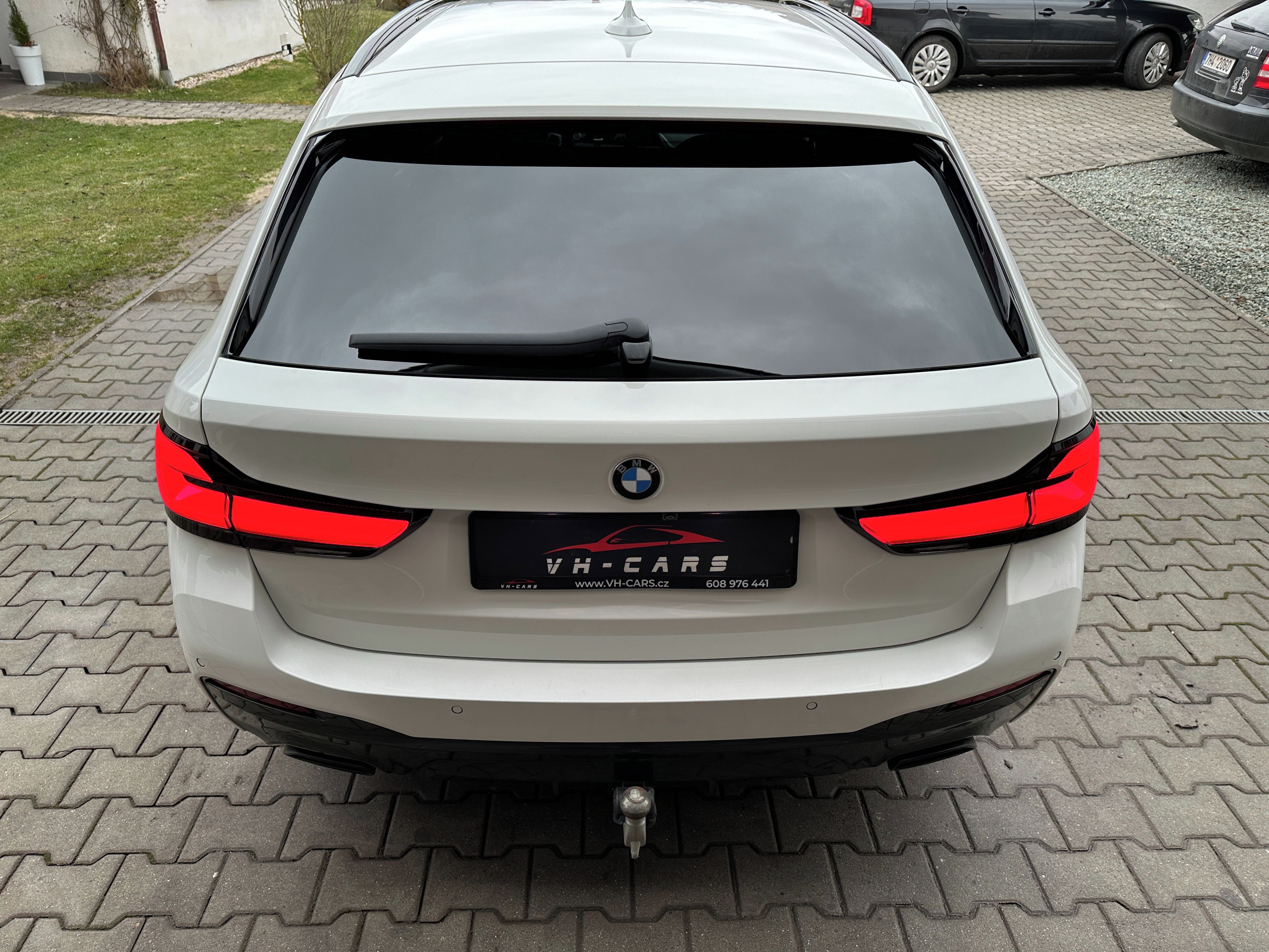 BMW Řada 5, 530d X-DRIVE M-PAKET - fotka 5