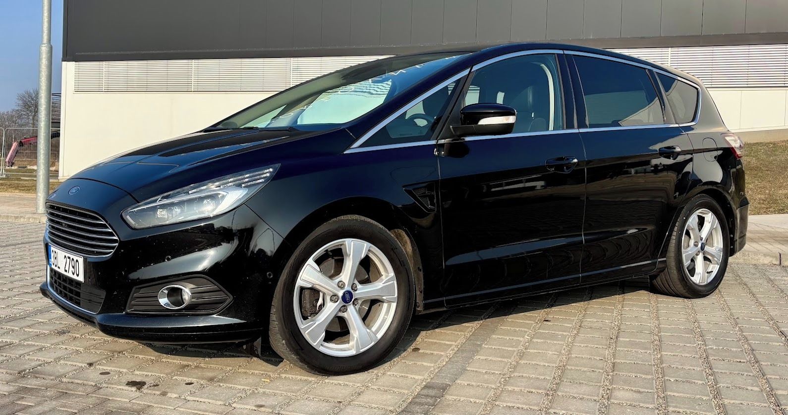 Ford S-MAX, 2.0 TDCi, Titanium, DPH - fotka 2