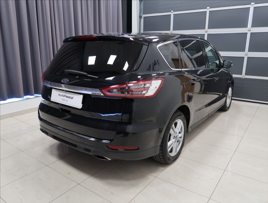 Ford S-MAX, 2,0 EcoBlue NAVI KAMERA VÝHŘEV - fotka 5