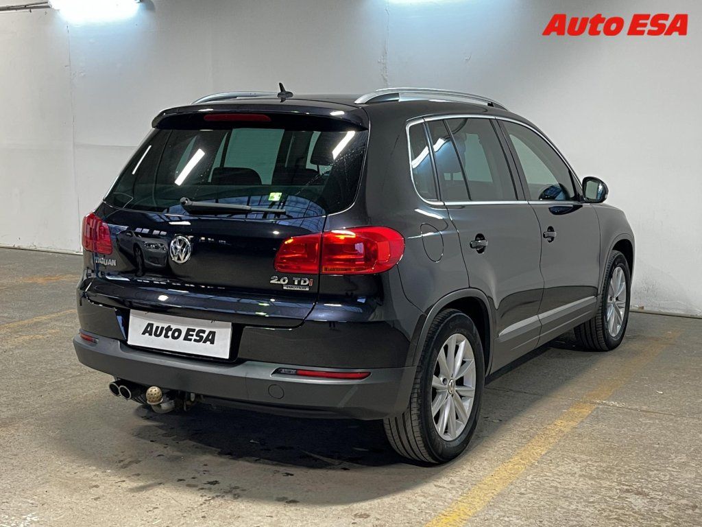 Volkswagen Tiguan, 2.0TDi 4x4,Sport,DSG - fotka 4