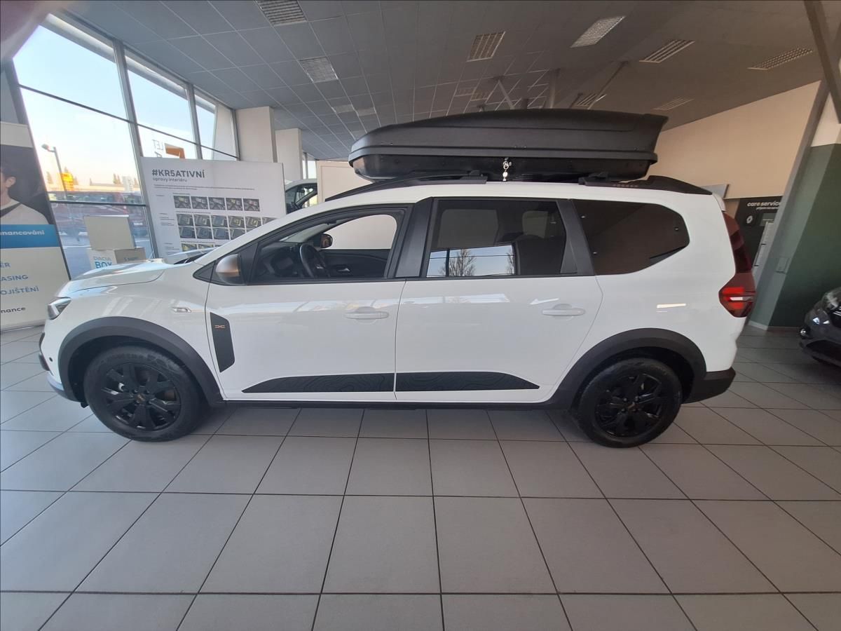 Dacia Jogger, 1,6 HYBRID 140 7 míst  Extreme - fotka 2