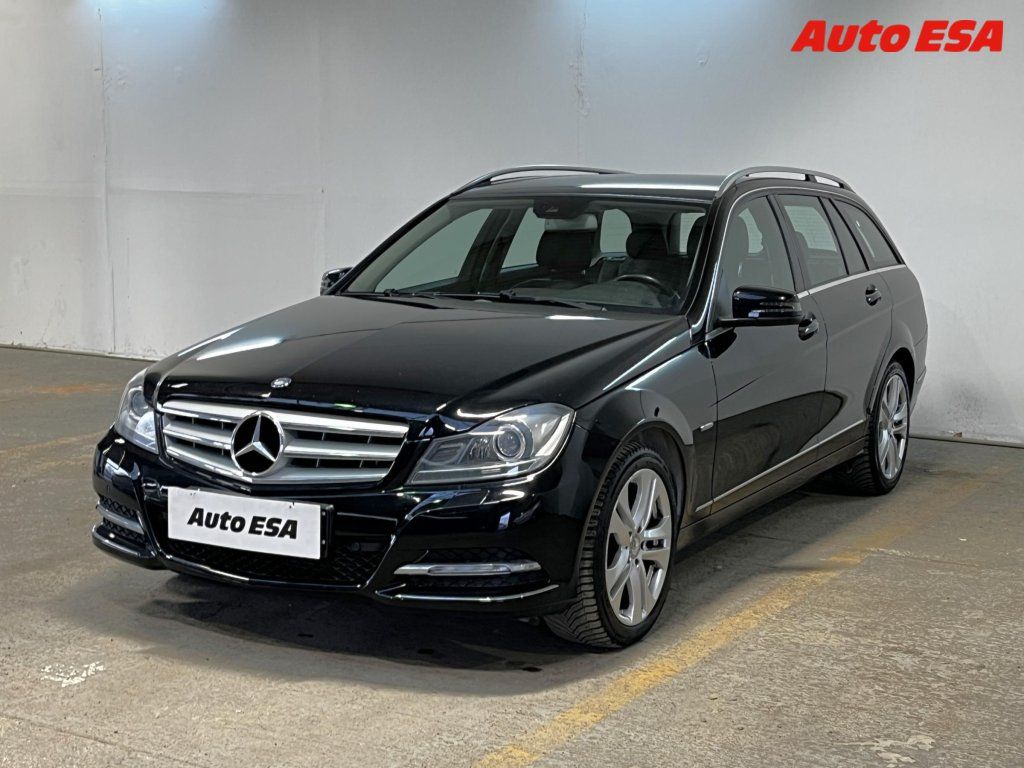 Mercedes-Benz Třídy C, 1.8 C200,Avantgarde - fotka 3
