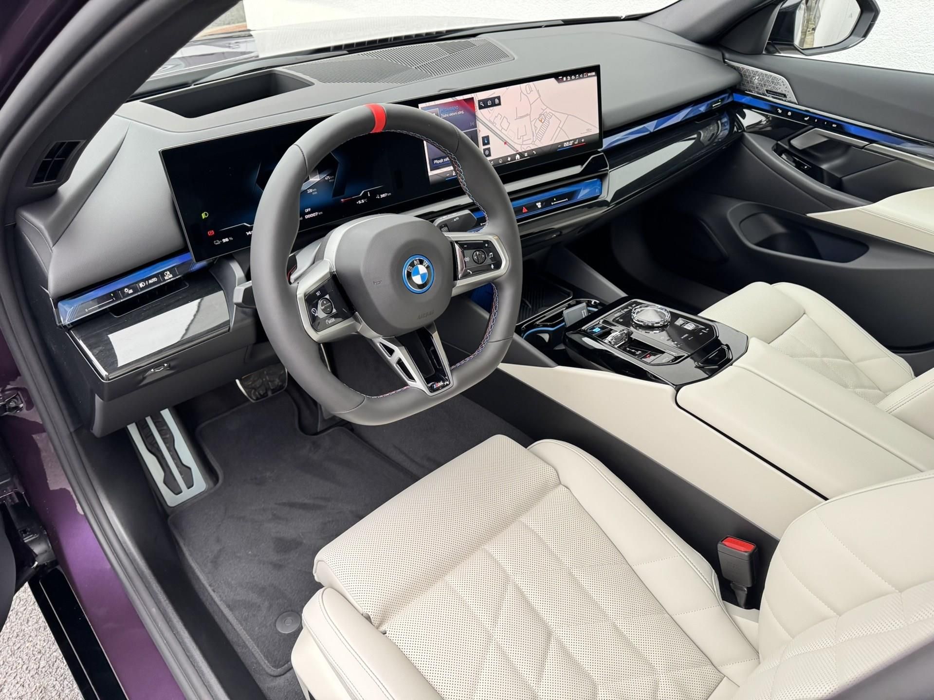 BMW i5, i5 M60 xDrive Sedan - fotka 5