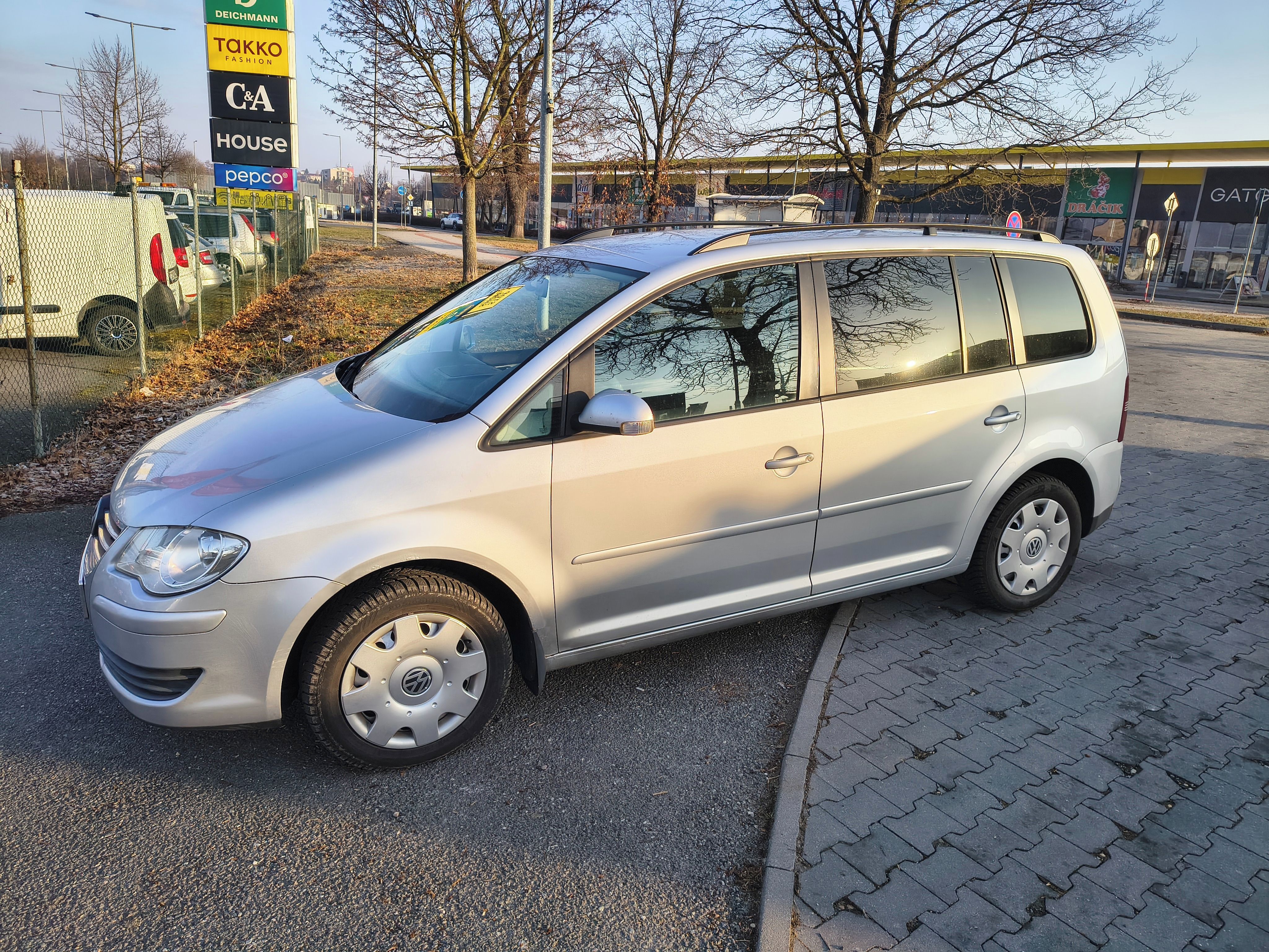 Volkswagen Touran, 1,9 TDi - nová STK