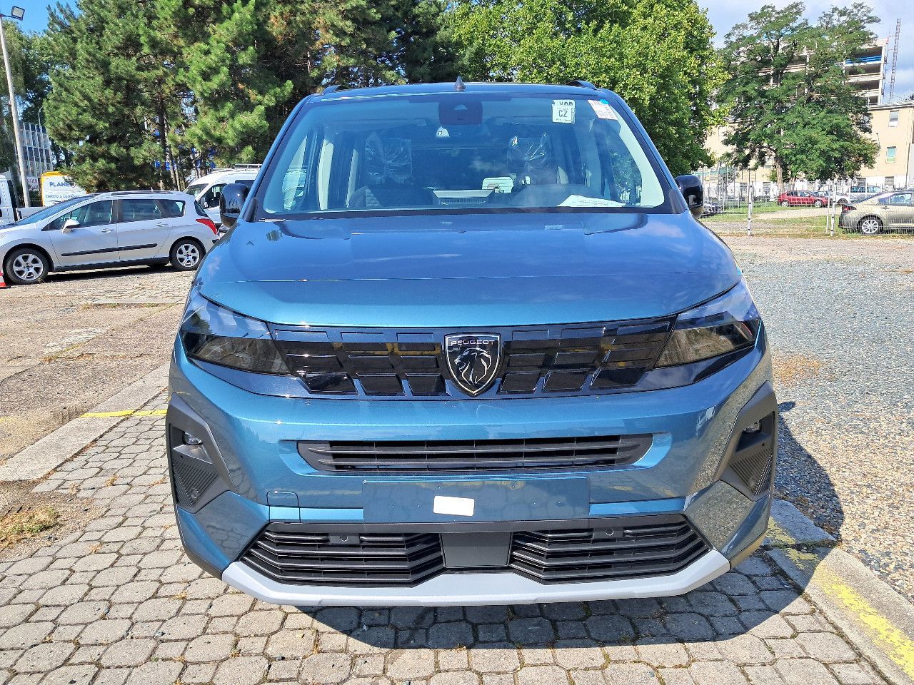 Peugeot Rifter, RIFTER GT BlueHDi 130 S&S EAT8 - fotka 2