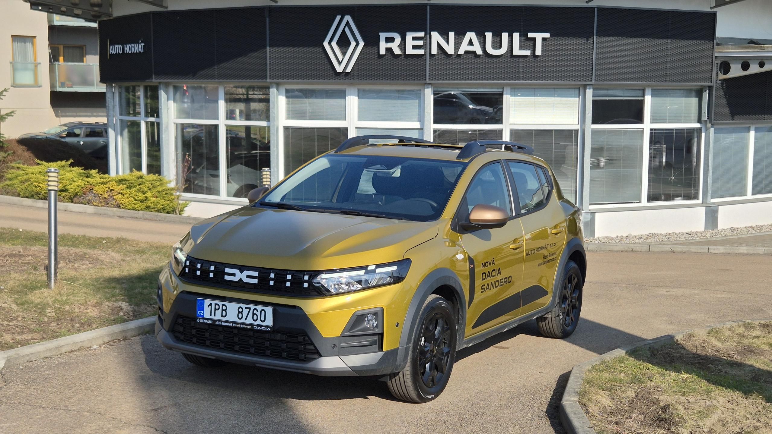 Dacia Sandero, Stepway Extreme Eco-G 120 auto - fotka 2
