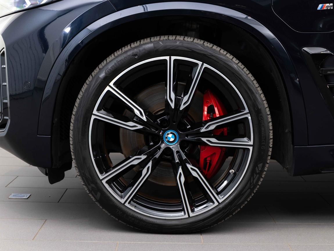 BMW X5, xDrive50e - fotka 6