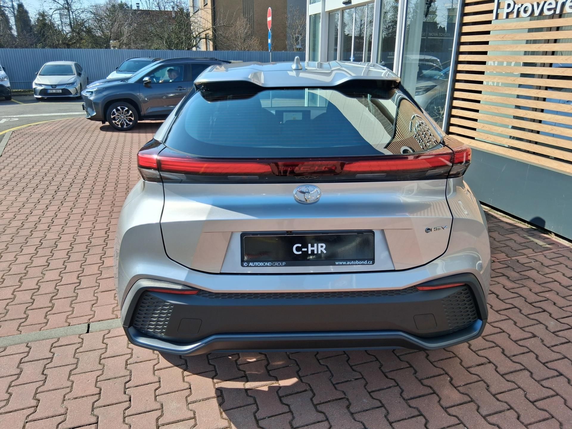 Toyota C-HR, 1,8 HEV LIMITED EDITION - fotka 5