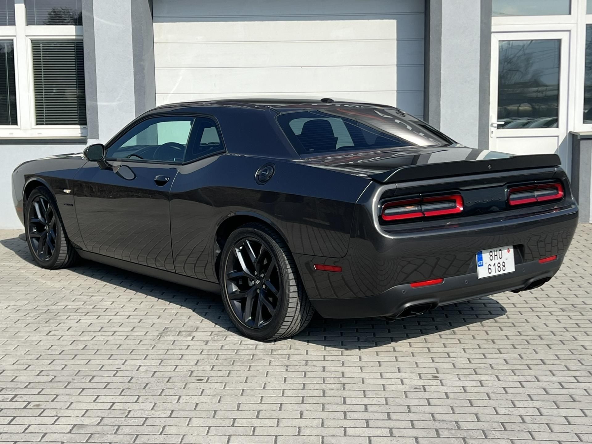 Dodge Challenger, 5.7 V8 Hemi DPH - fotka 3