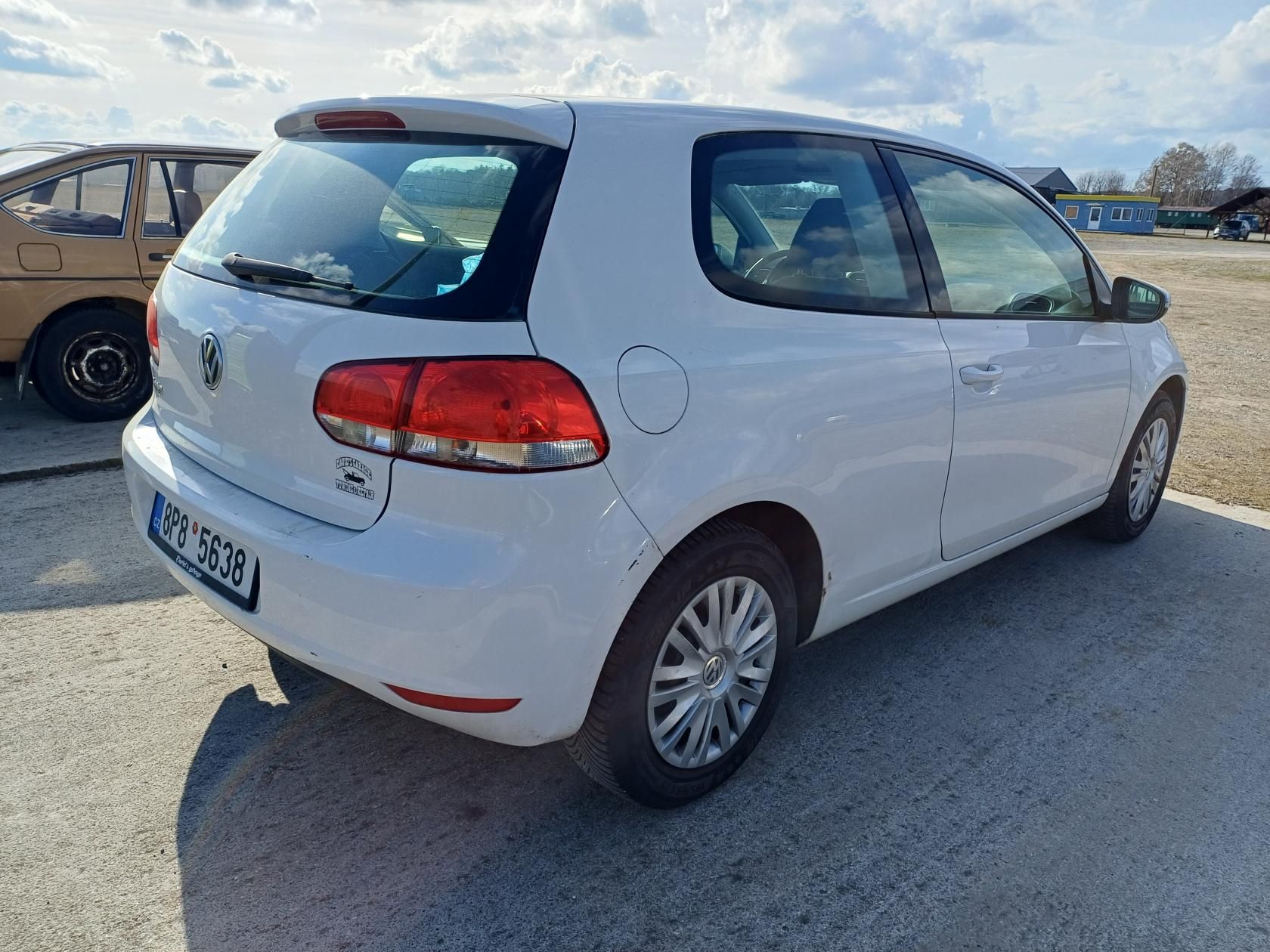 Volkswagen Golf, 1.4i 59kW Klima - fotka 3
