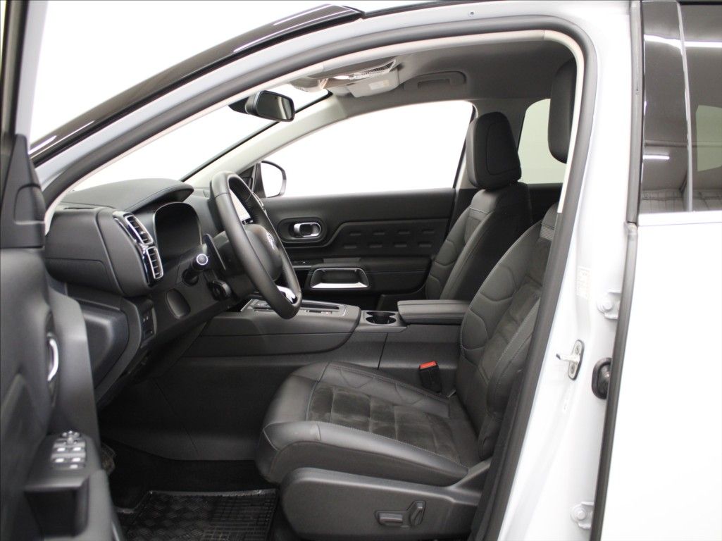 Citroën C5 Aircross, 1,5 HDi 96kW AT Max.24tkm ČR - fotka 6