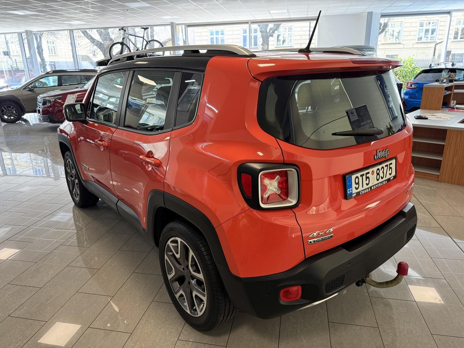 Jeep Renegade, 2.0 MJT, 6MT, 4x4, CZ, 1.maj. - fotka 3