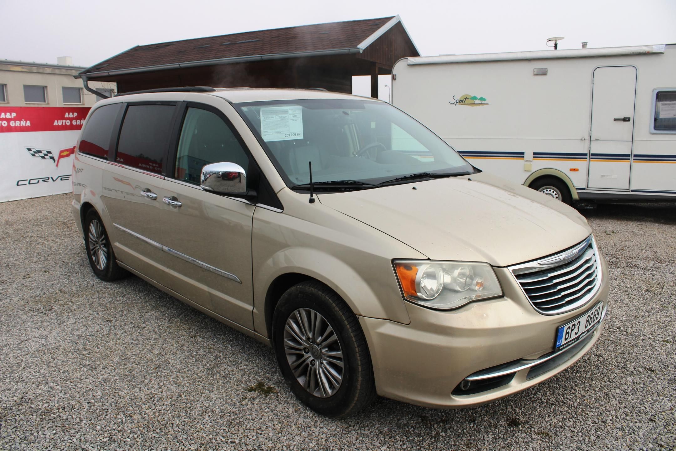 Chrysler Town & Country, 3,6iV6 BENZIN+LPG KŮŽE AUTOMAT