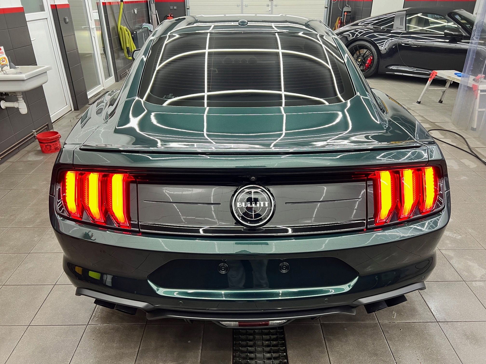 Ford Mustang, V8 5.0L, BULLITT,MagneRide,B&O - fotka 5