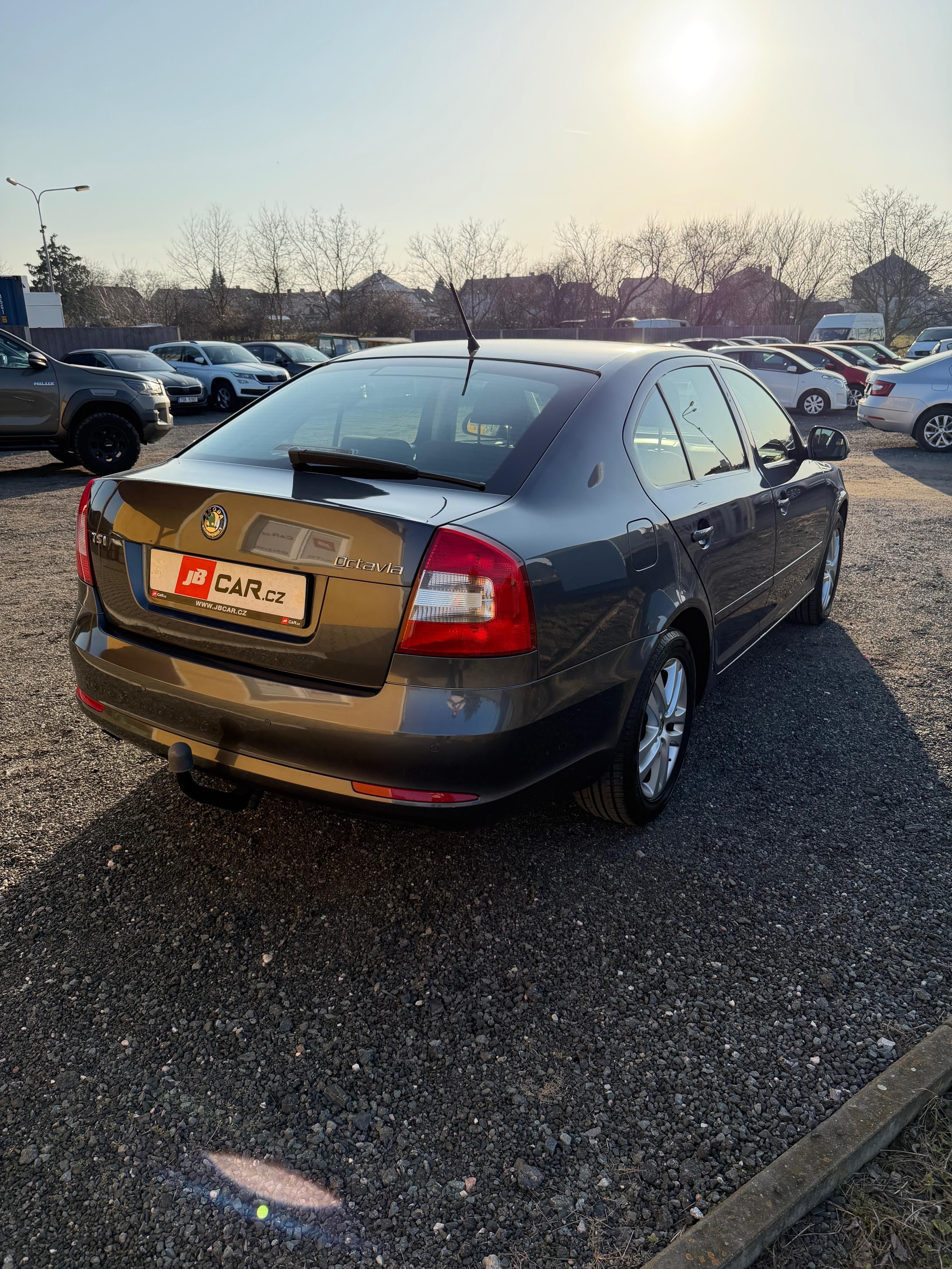 Škoda Octavia, 1.2 TSI DSG VÝHŘEV TAŽNÉ !KM! - fotka 4