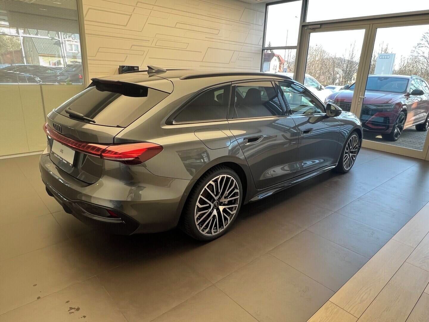 Audi A5, Avant TDI quattro 150 kW - fotka 3