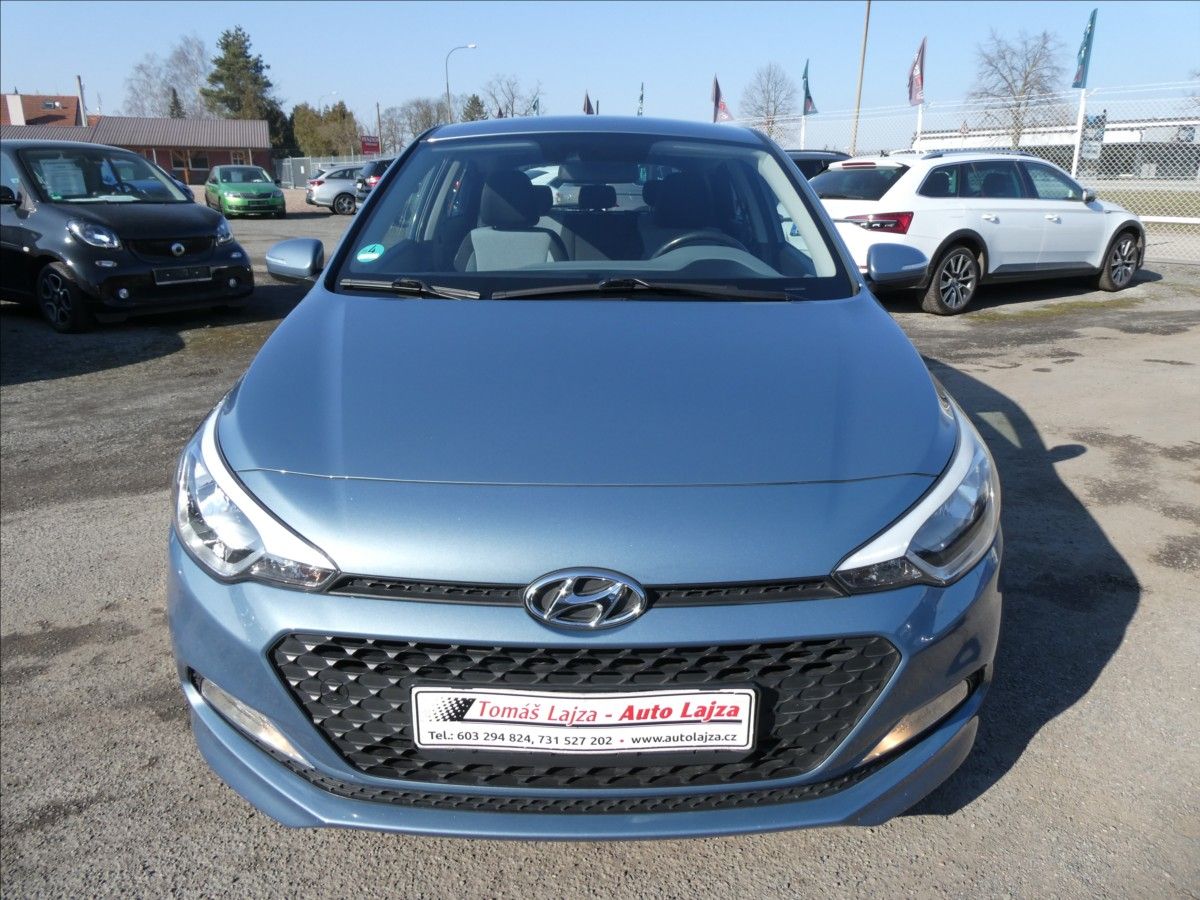 Hyundai i20, 1,1 CRDi 1.majitel, webasto - fotka 2