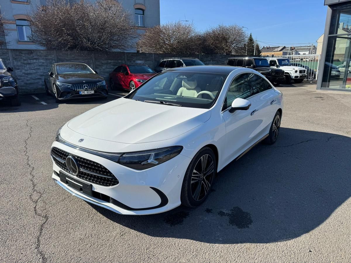 Mercedes-Benz CLA, 200 - fotka 3