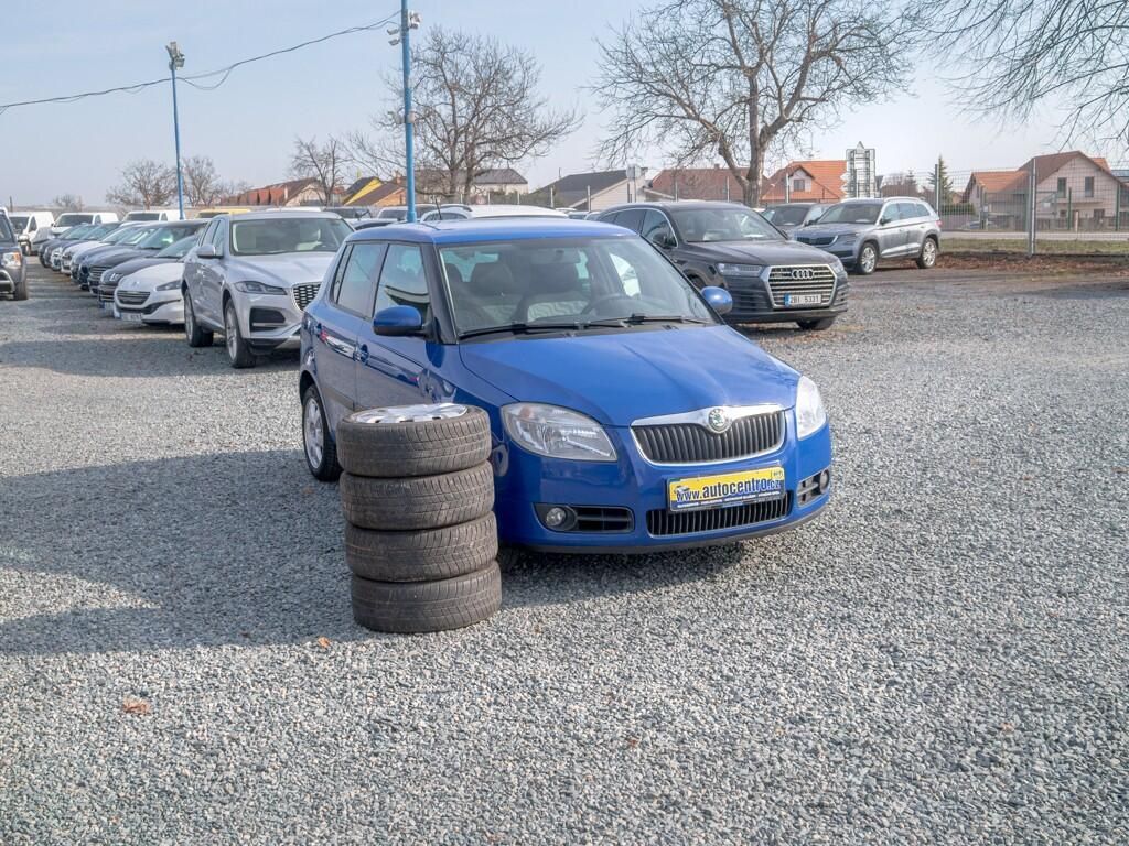 Škoda Fabia, 1.2HTP 51KW – 2x KOLA - fotka 3