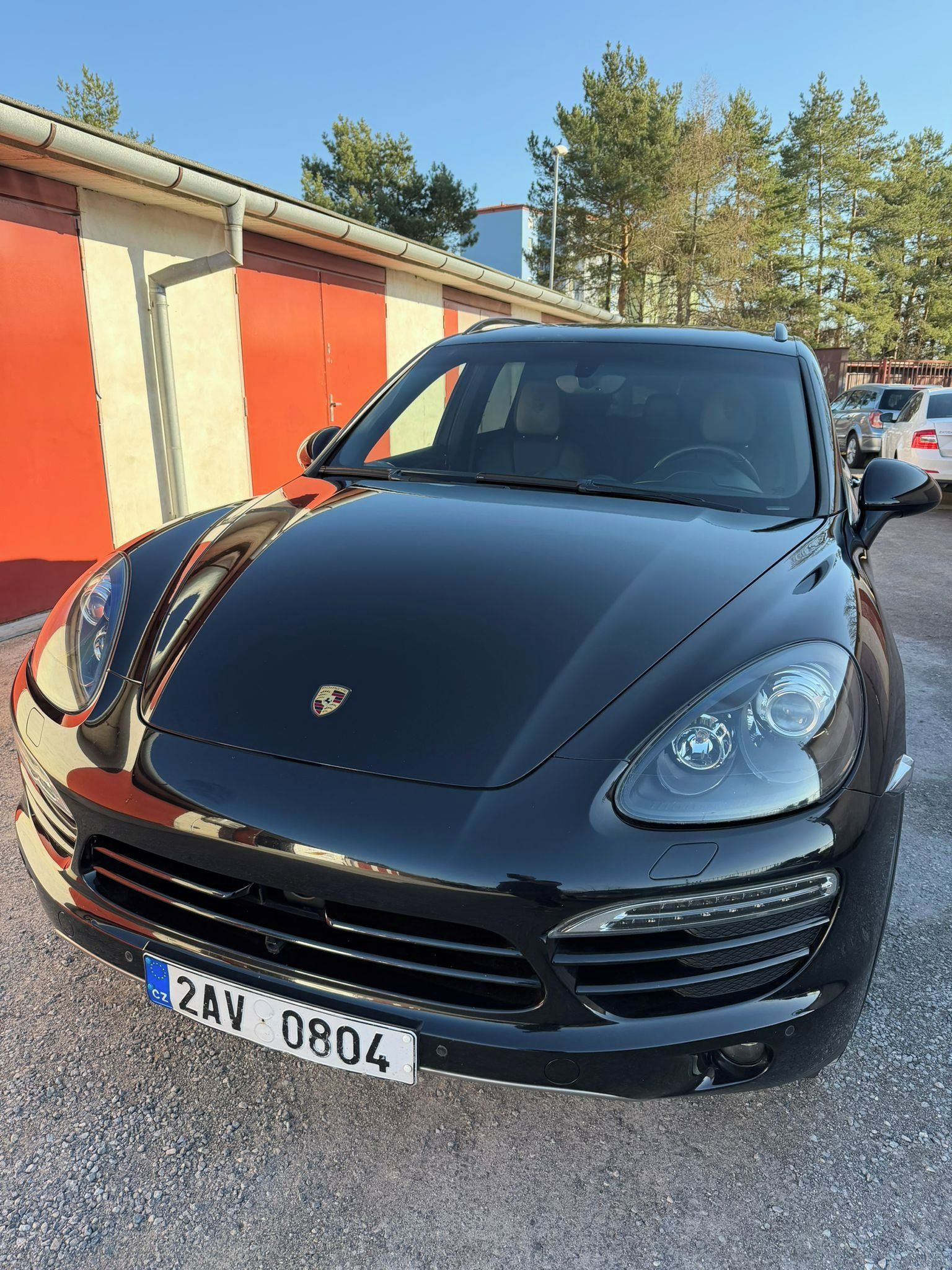 Porsche Cayenne, servisován, nová STK