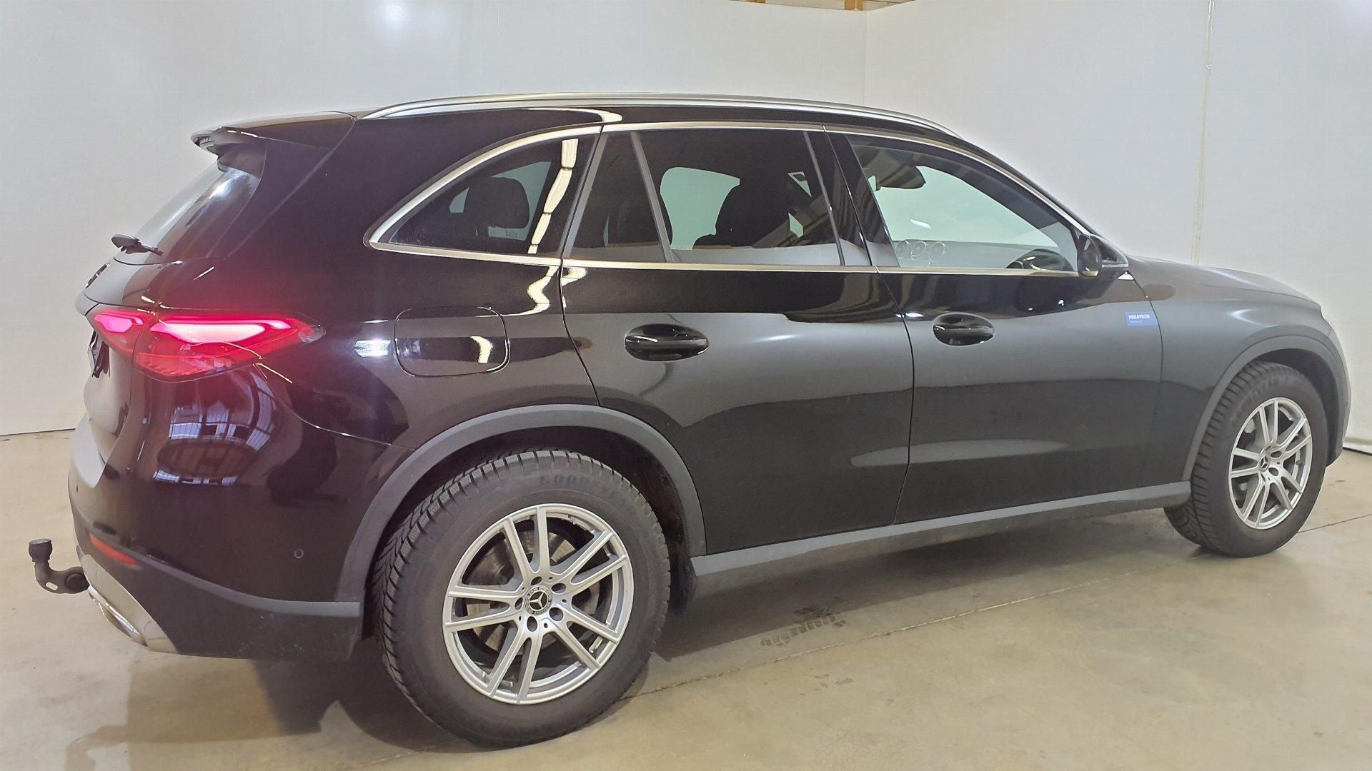 Mercedes-Benz GLC, 220d 4M*DISTR*360°WIDESC*TZ* - fotka 6