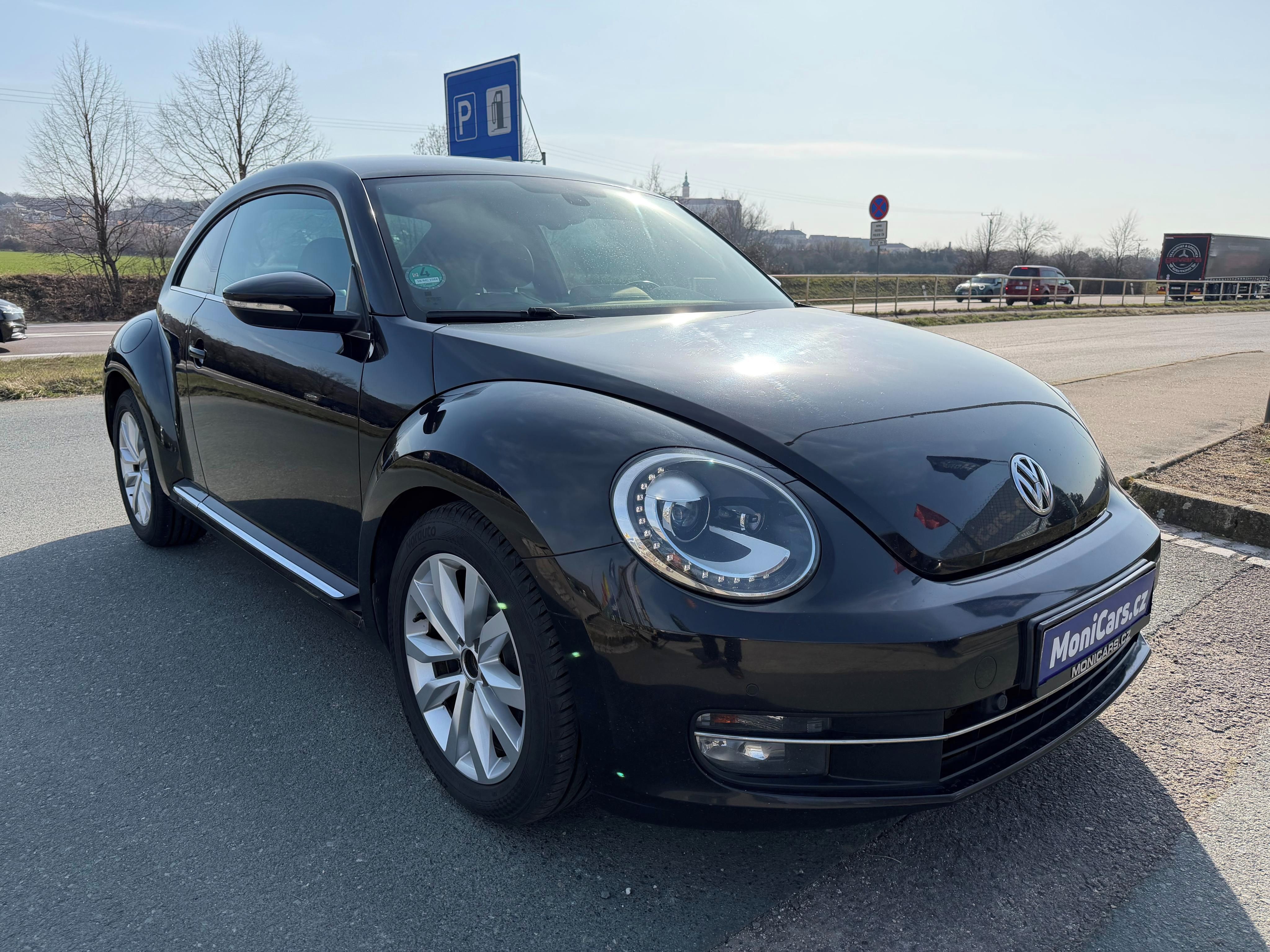 Volkswagen Beetle, 1.6 TDi 77kW NAVI. VÝHŘEV - fotka 3