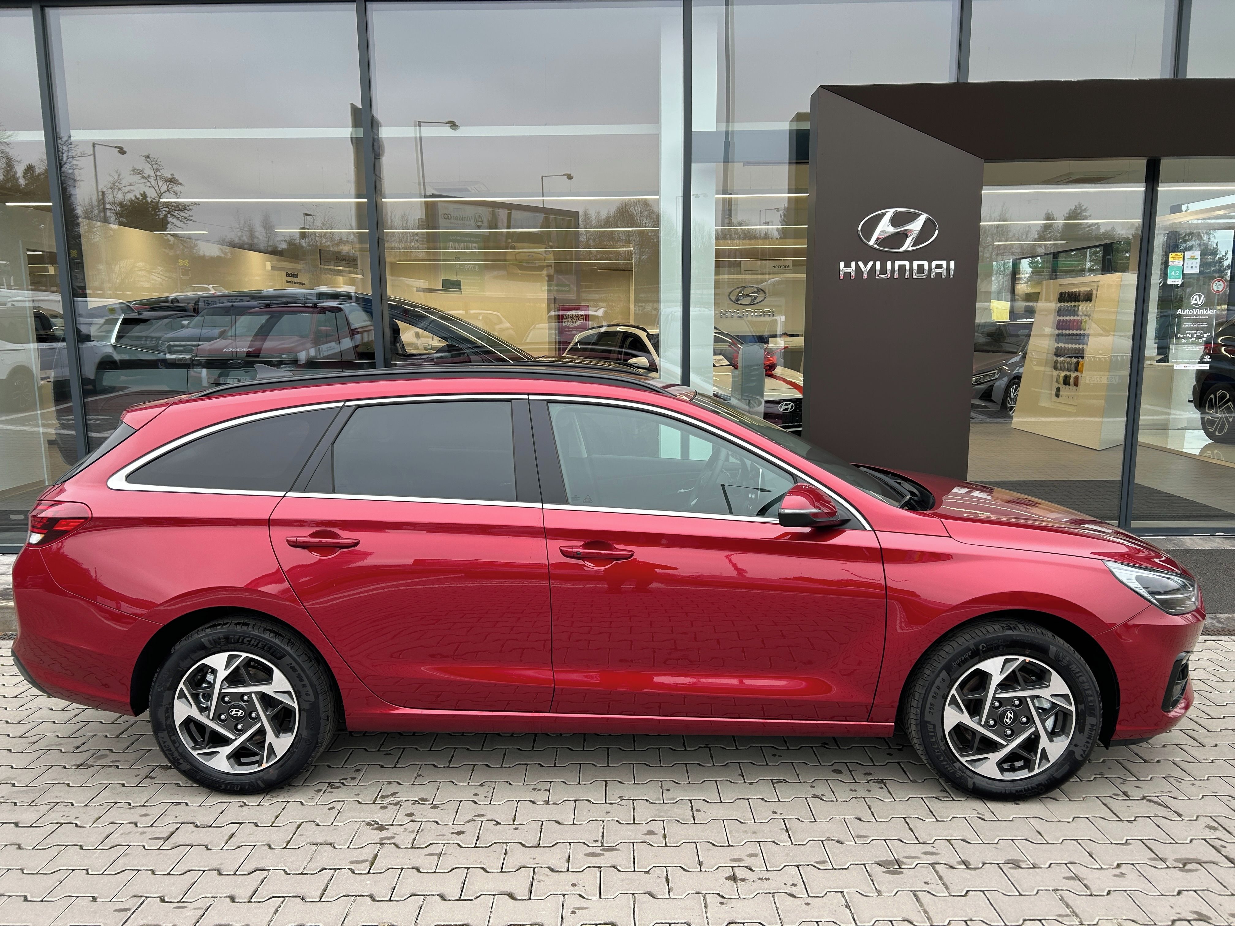 Hyundai i30, FL WG 1,0 TGDI STYLE SAFETY - fotka 3