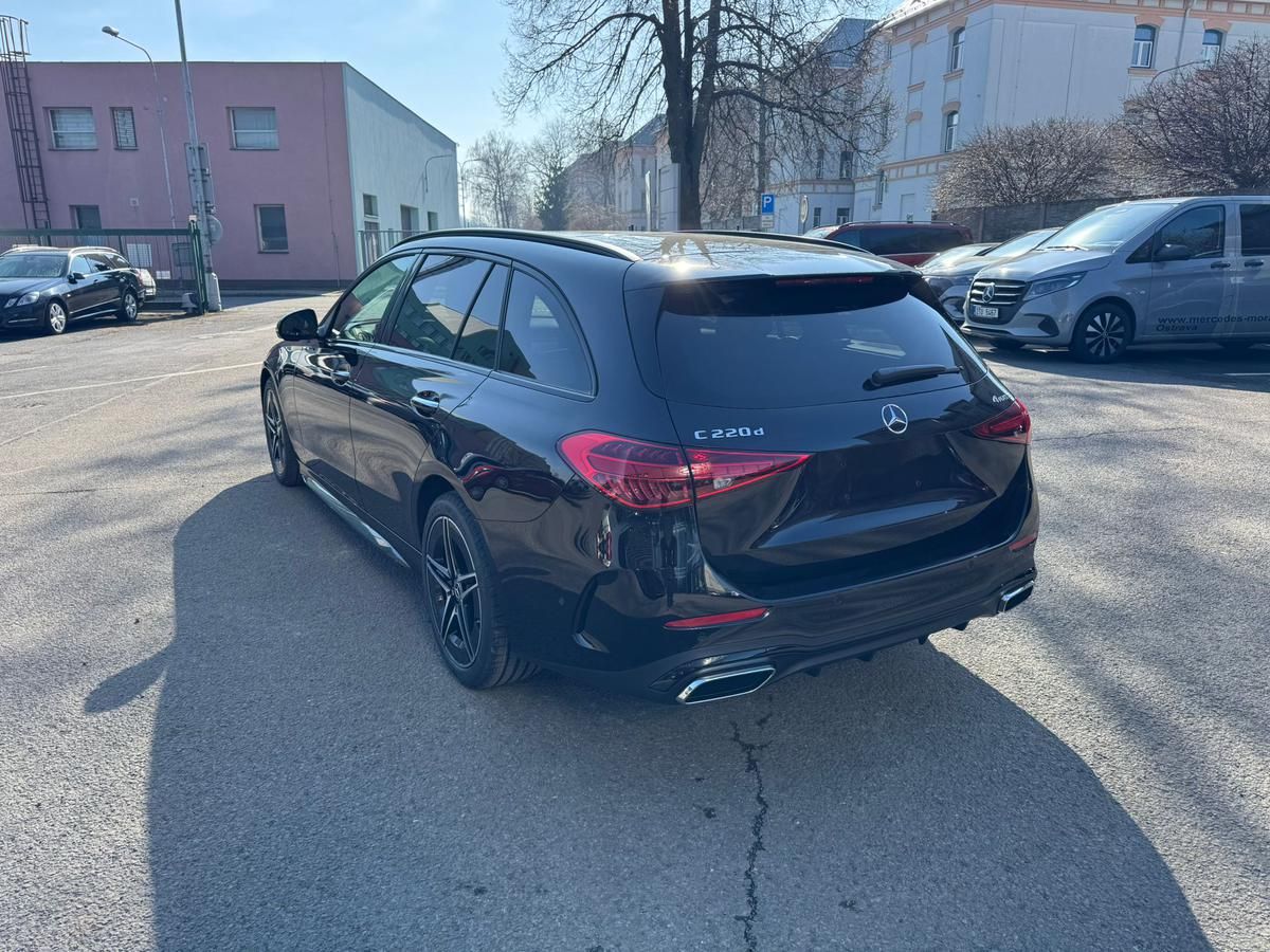 Mercedes-Benz Třídy C, C 220 d 4MATIC kombi - fotka 5