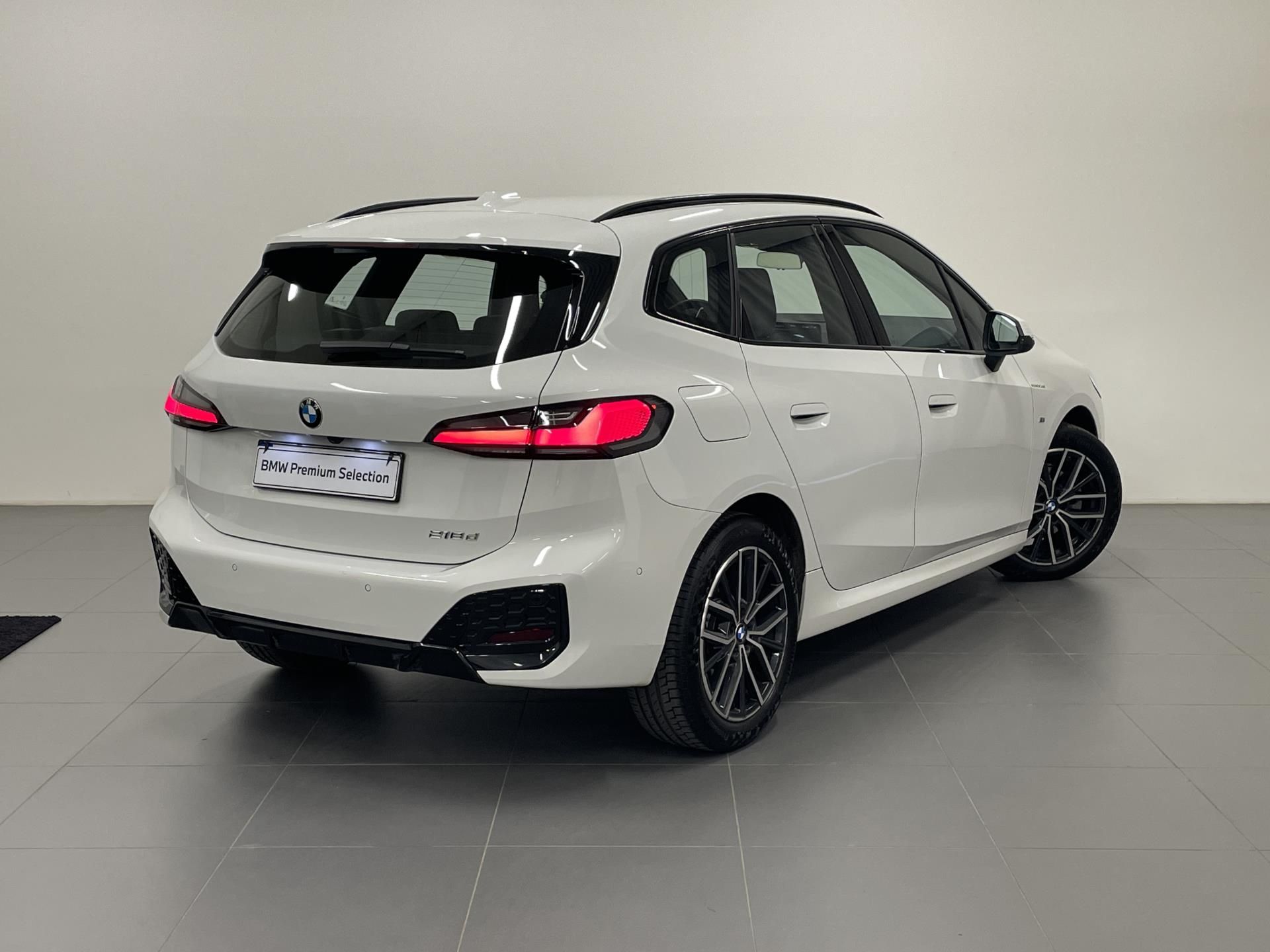 BMW Řada 2, 218d Active Tourer - fotka 3