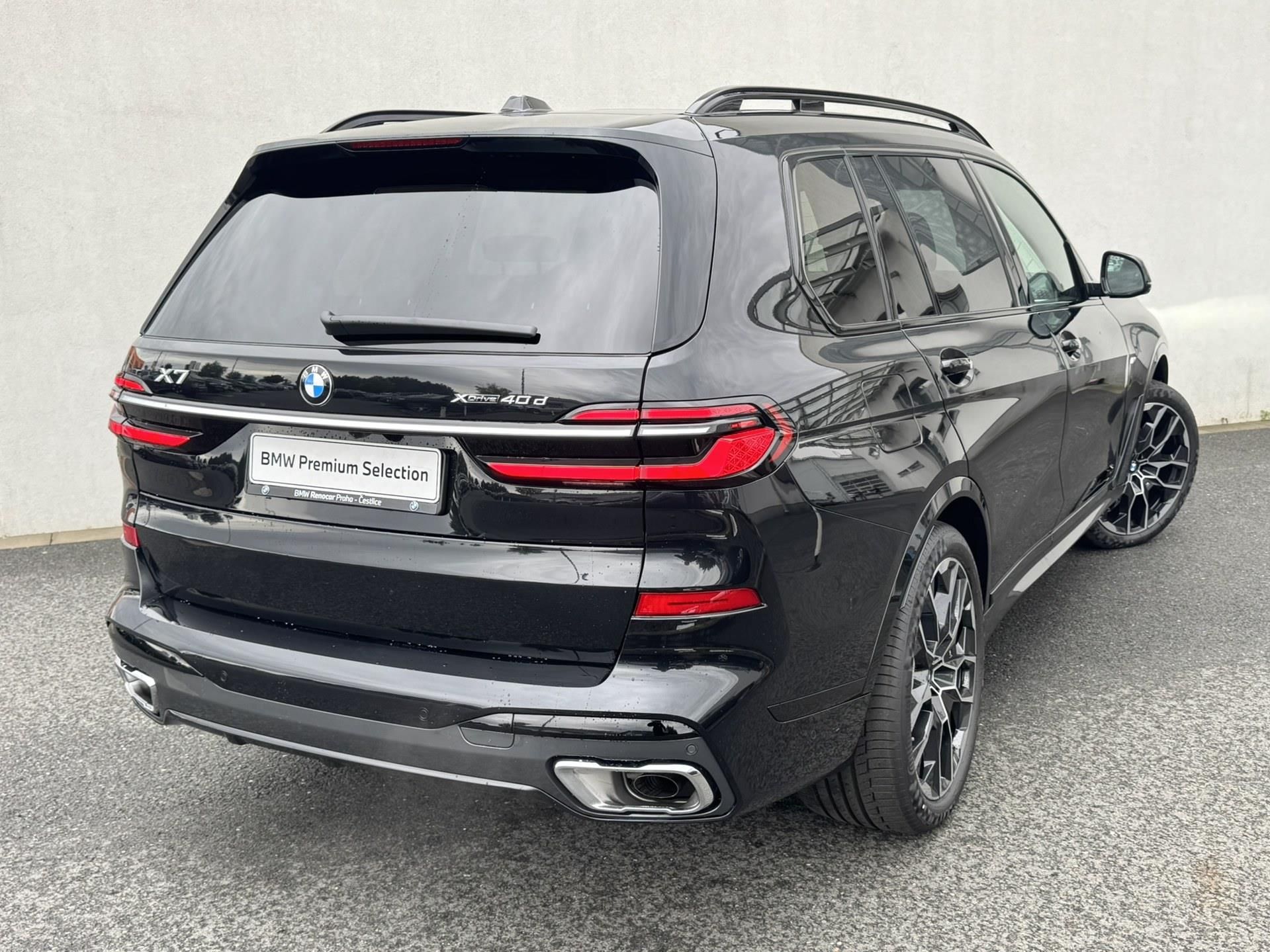 BMW X7, X7 xDrive40d - fotka 3