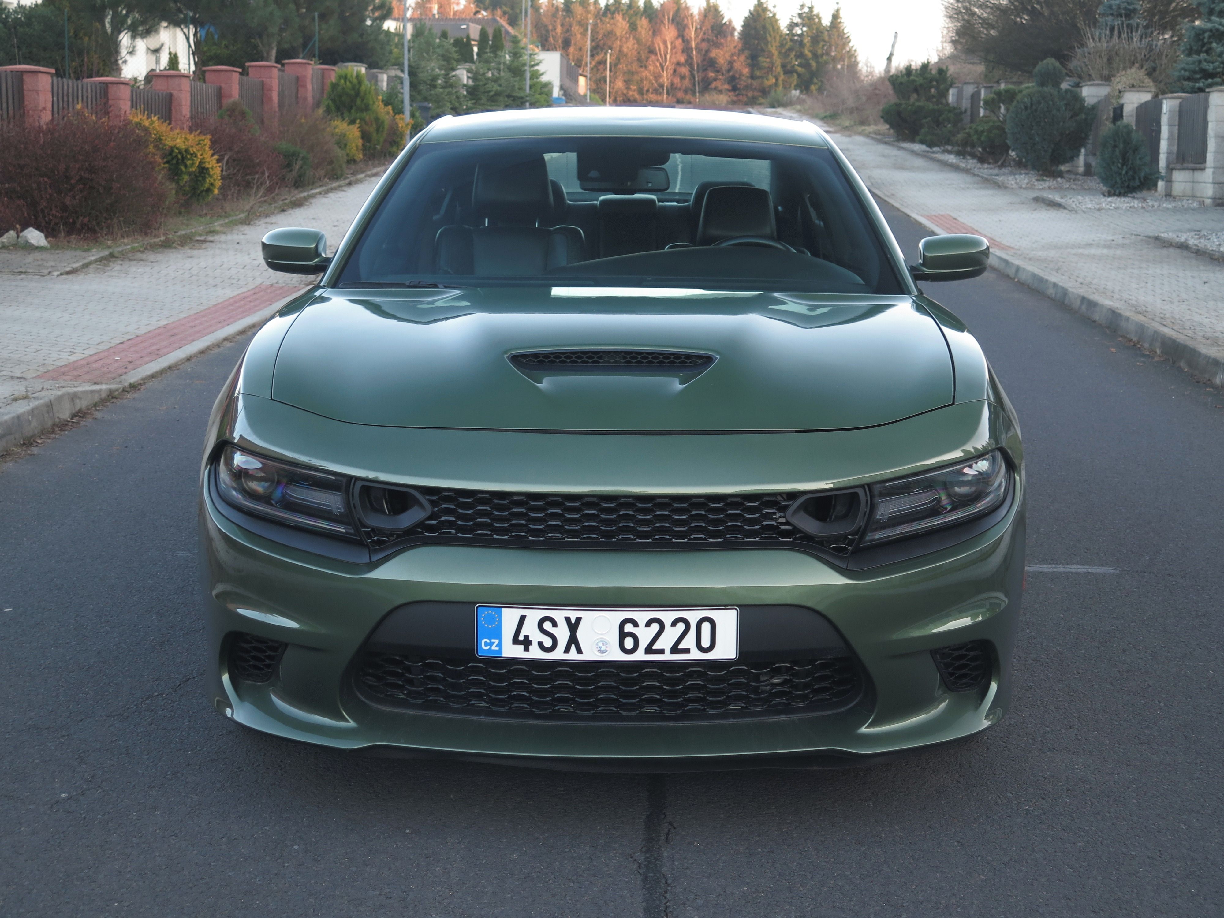 Dodge Charger, 3.6 V6 2020 - DPH - SRT vzhled - fotka 3