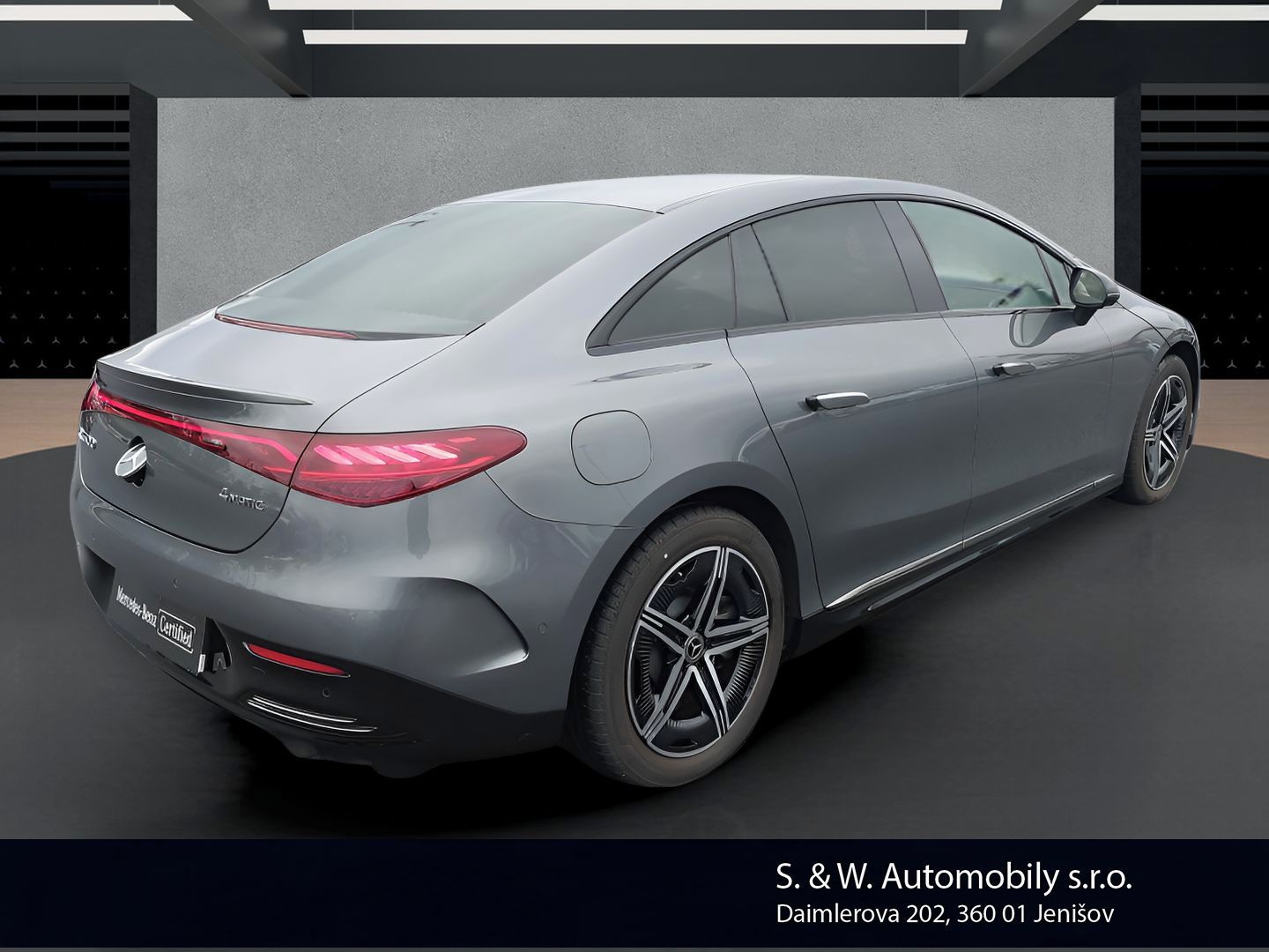 Mercedes-Benz EQE, EQE 500 4MATIC - fotka 5