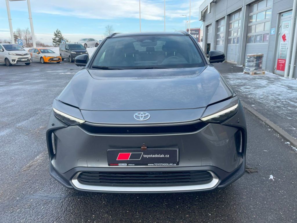 Toyota bZ4X, Executive JBL - fotka 3