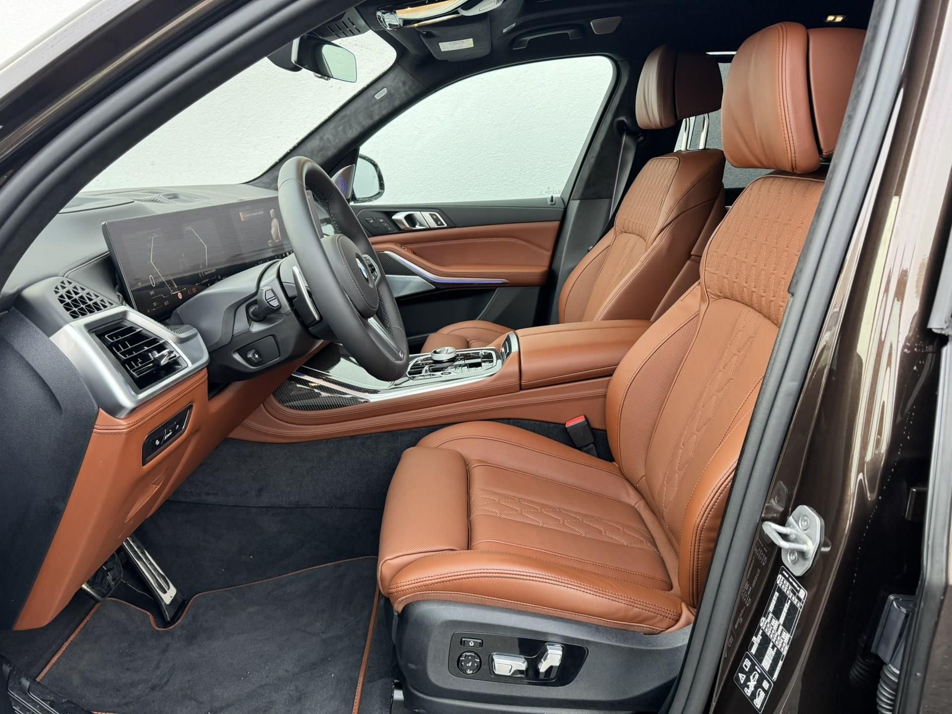 BMW X7, X7 xDrive40d - fotka 5