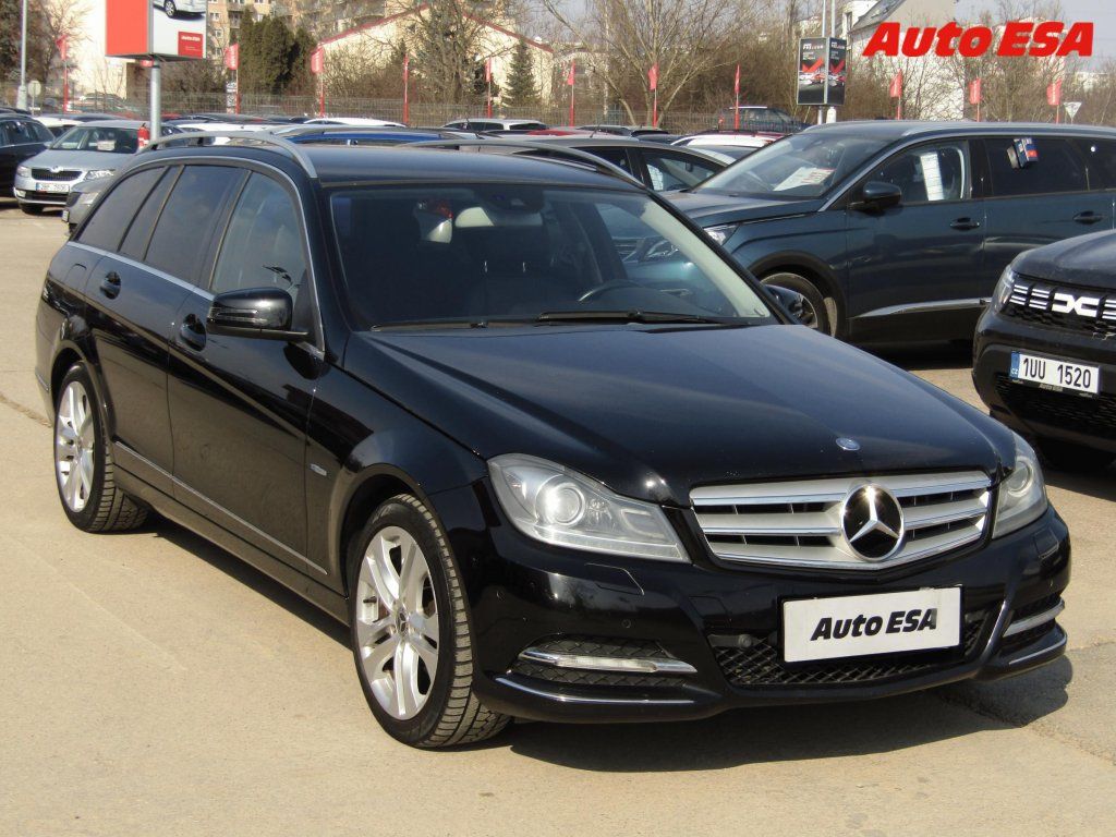 Mercedes-Benz Třídy C, 1.8K C180,AT,bixen,autoAC