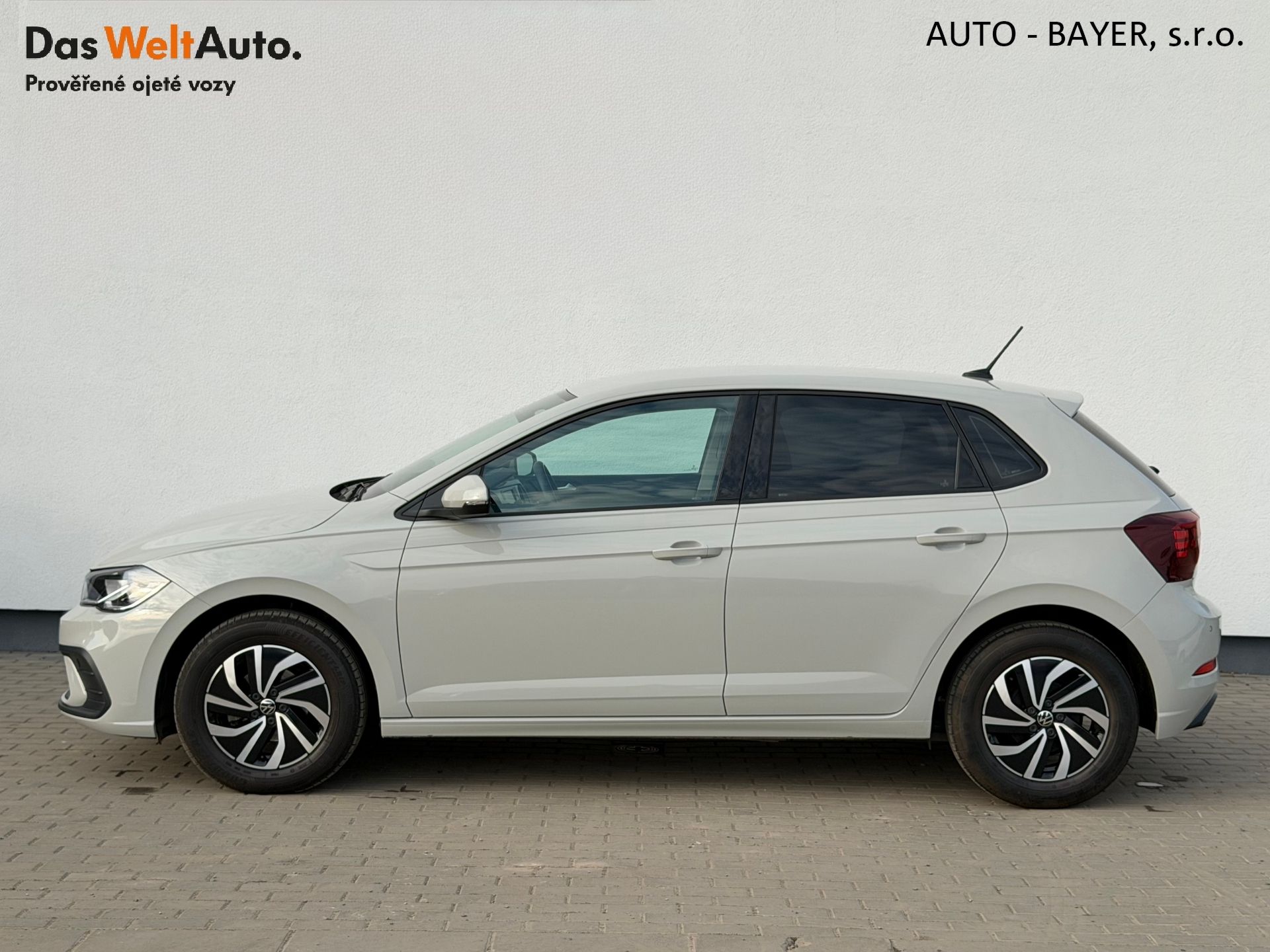 Volkswagen Polo, Life 1.0 TSI 70 kW MAN - fotka 3