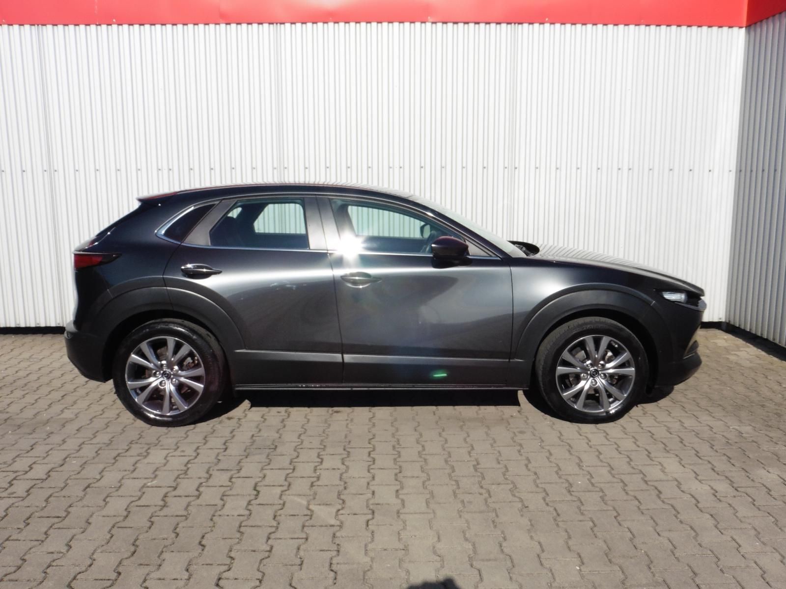 Mazda CX-30, 2.0 Sky-X 186k AWD AT ... - fotka 6