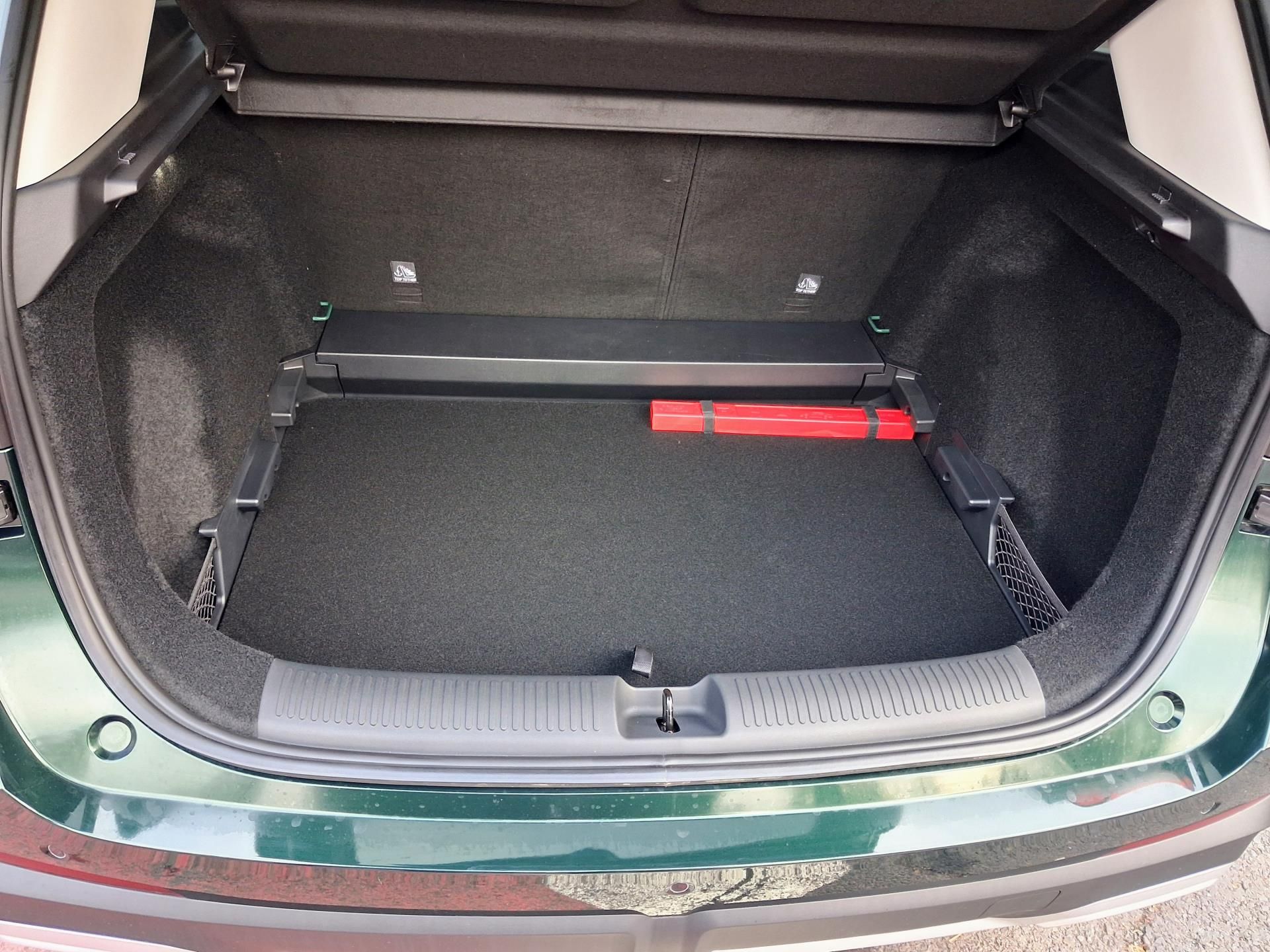 MG ZS, ELEGANCE 1.5 85kW 4×2 5MT - fotka 6
