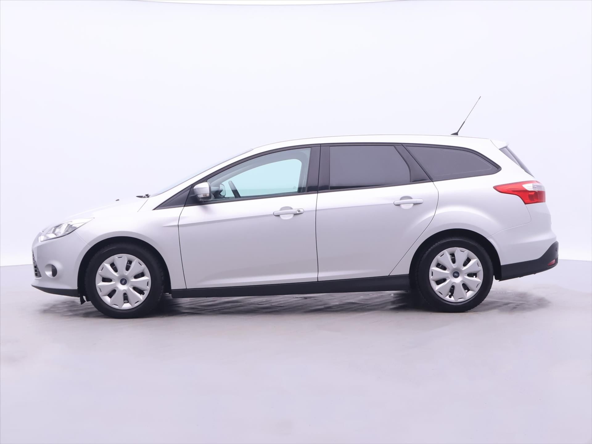 Ford Focus, 1,6 TDCi 70kW Klimatizace CZ - fotka 4