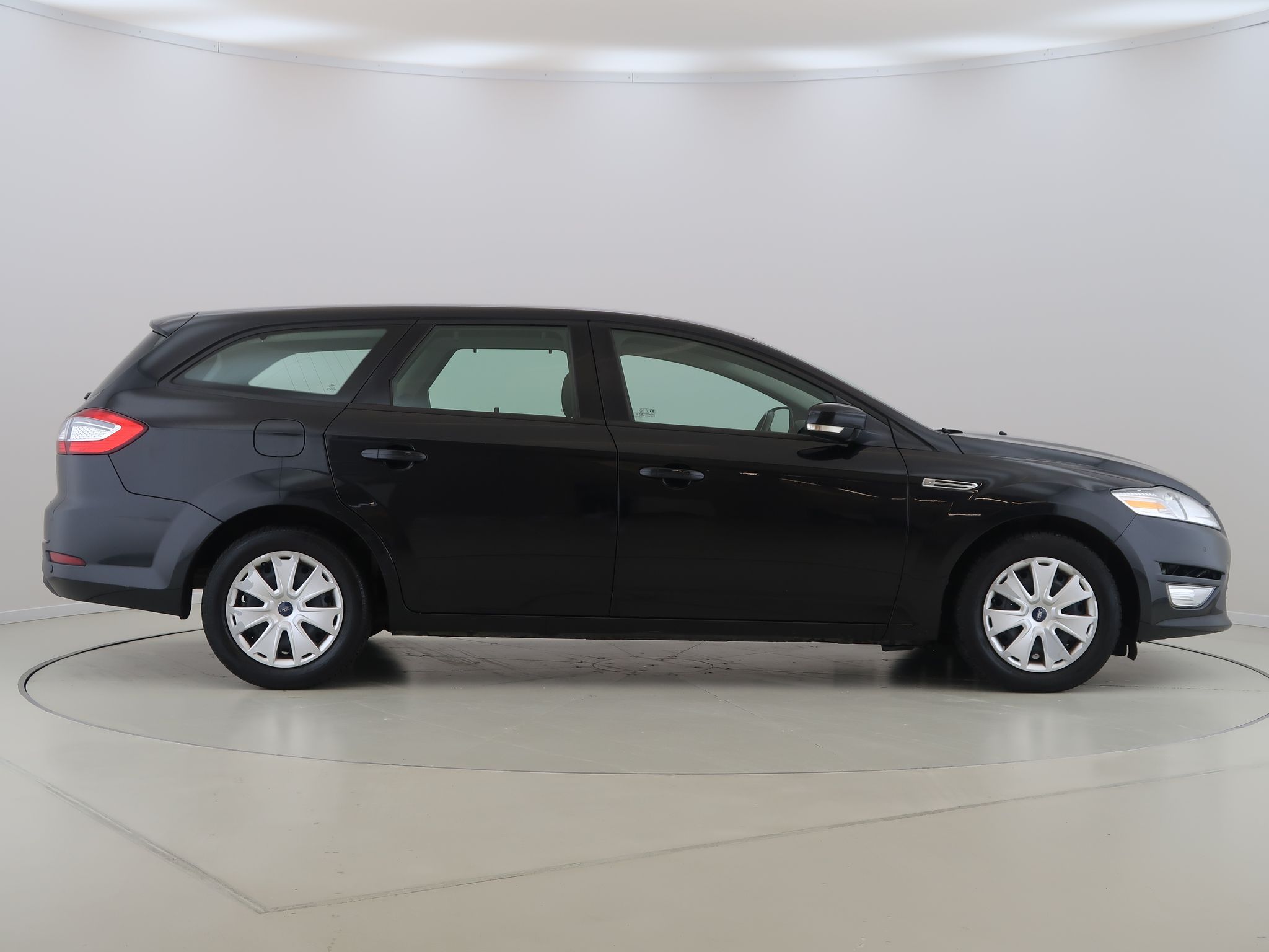 Ford Mondeo, 2.0TDCi,Tažné,Navi,Manual - fotka 4