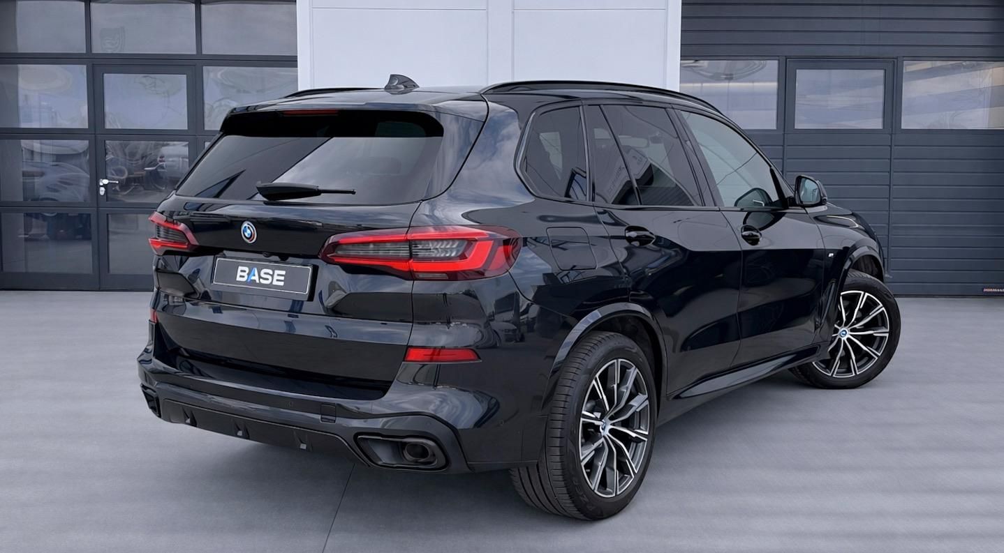 BMW X5, xDrive30d M-Sport - fotka 4