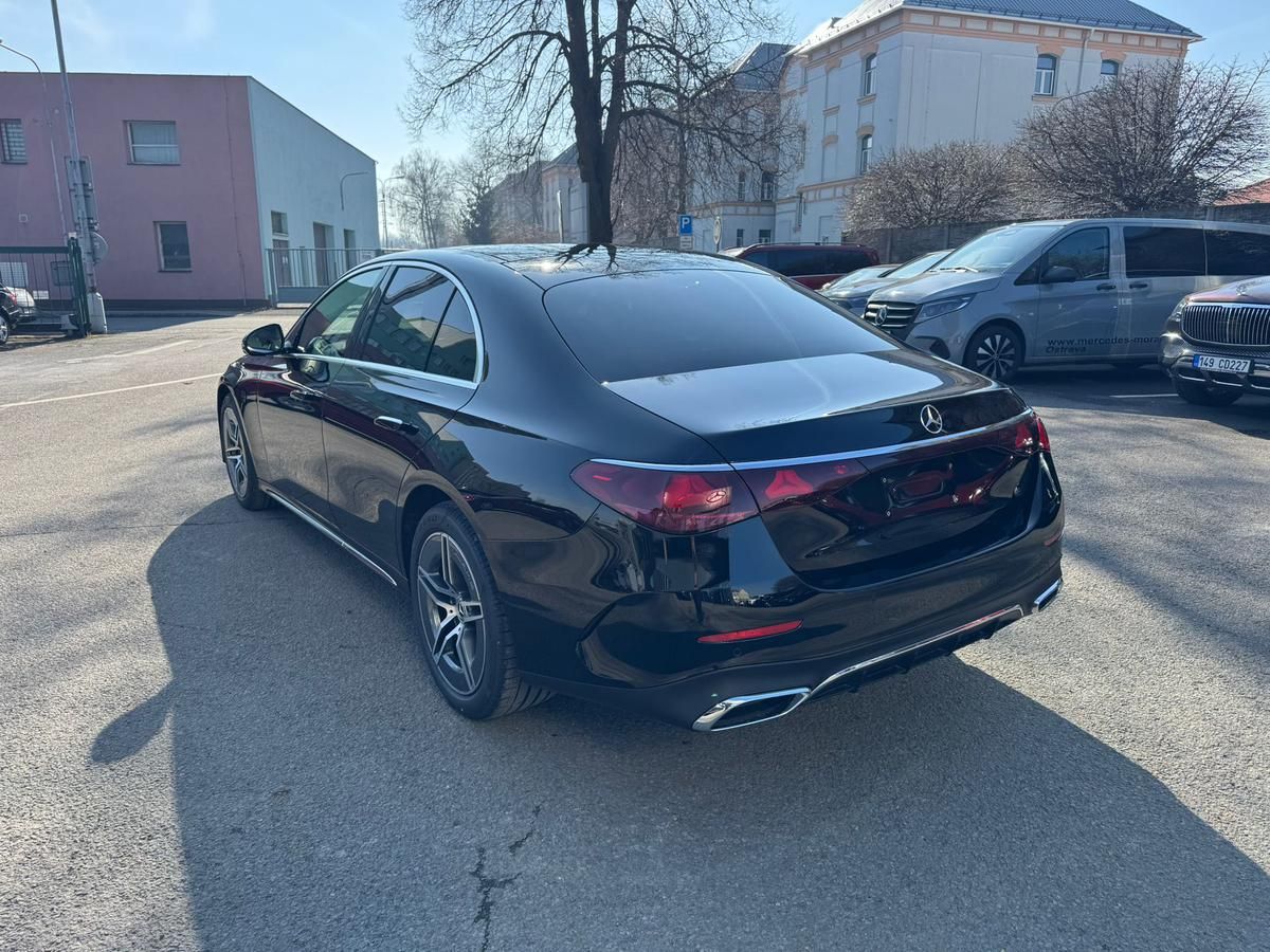 Mercedes-Benz Třídy E, E 220 d 4MATIC - fotka 5
