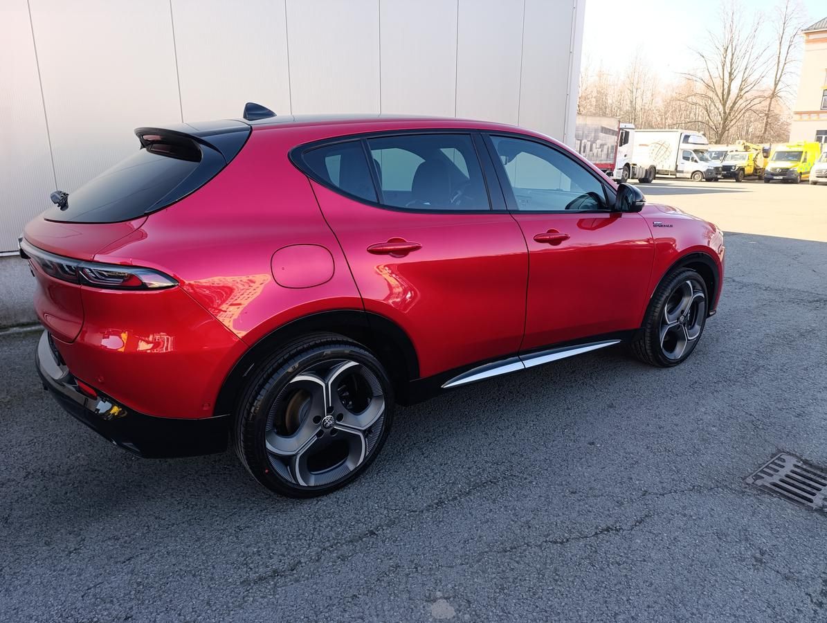 Alfa Romeo Tonale, Sport Speciale 1,5 Ibrida 175k - fotka 5