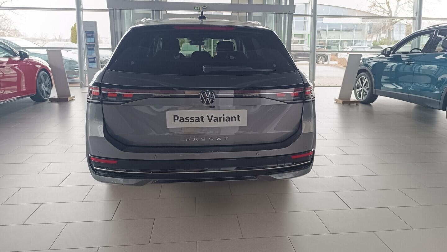 Volkswagen Passat, Elegance 2,0 TDI 110 kW - fotka 5