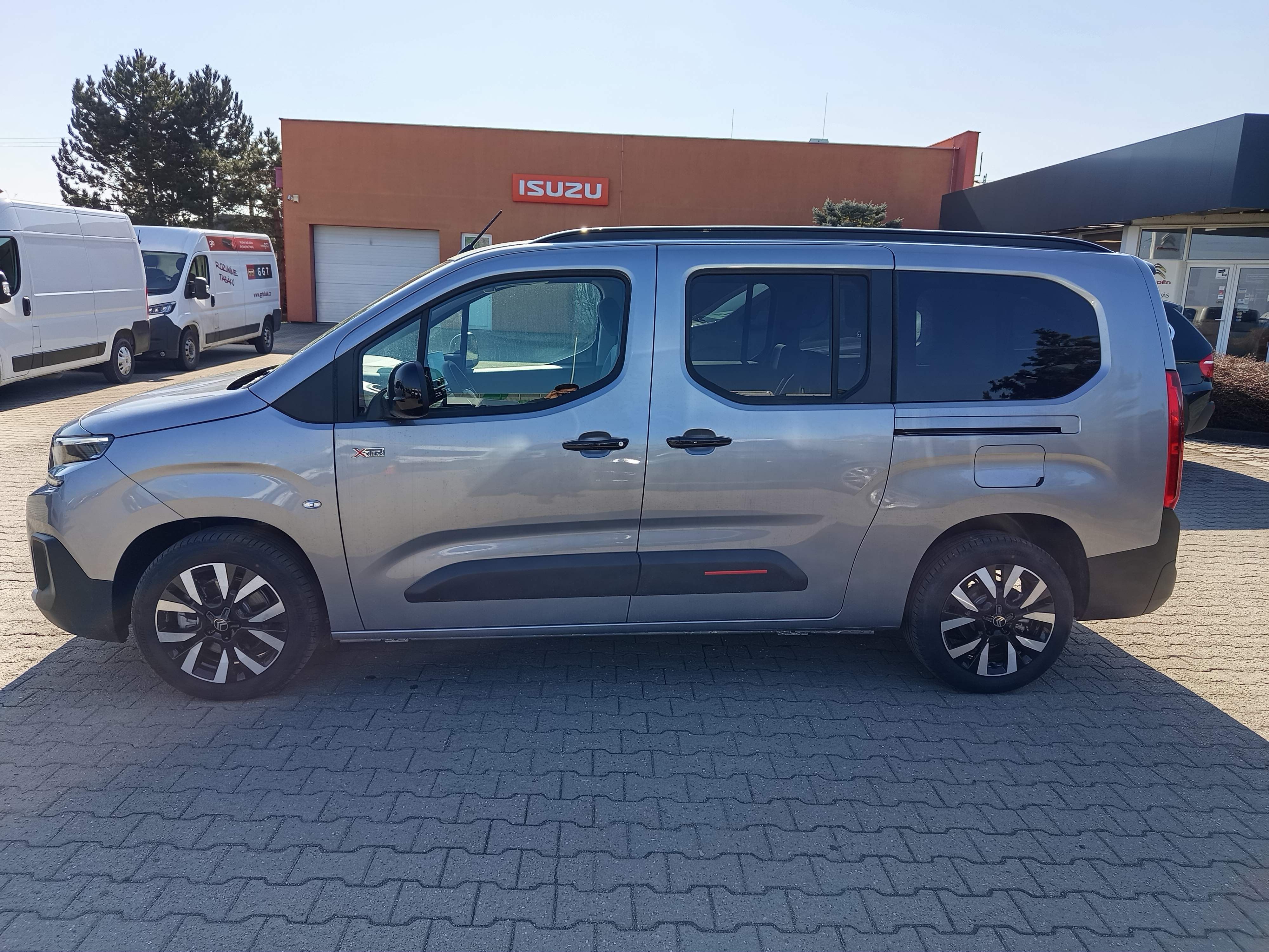 Citroën Berlingo, XL MAX 1.5 Hdi 130k Automat - fotka 2